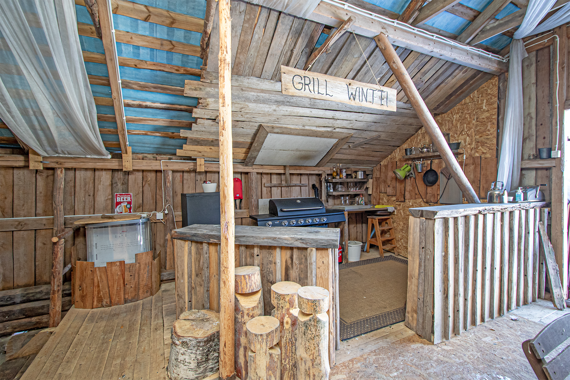 navetan ylisellä oma baari