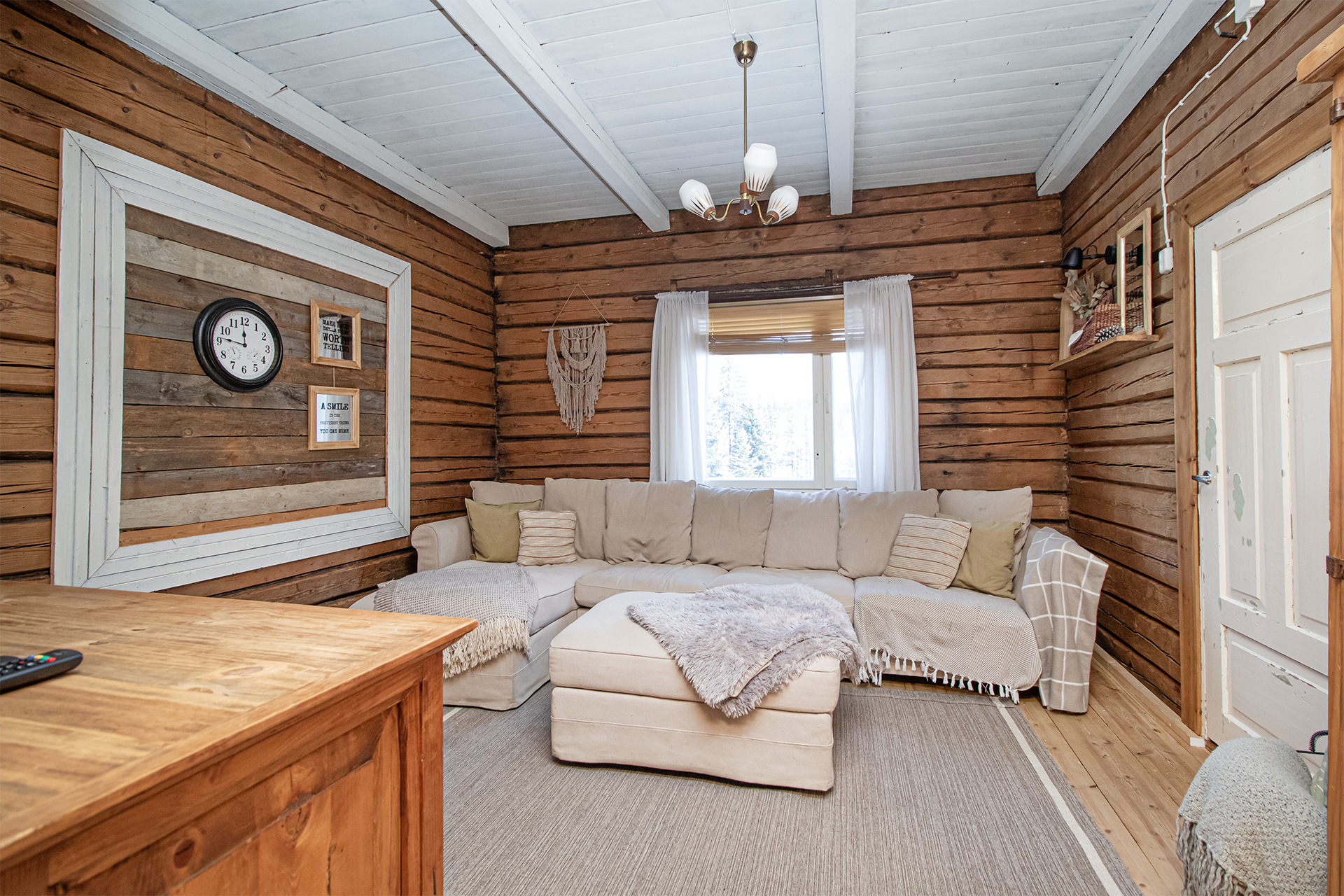 vuoden 1927 aidot hirsiseinät