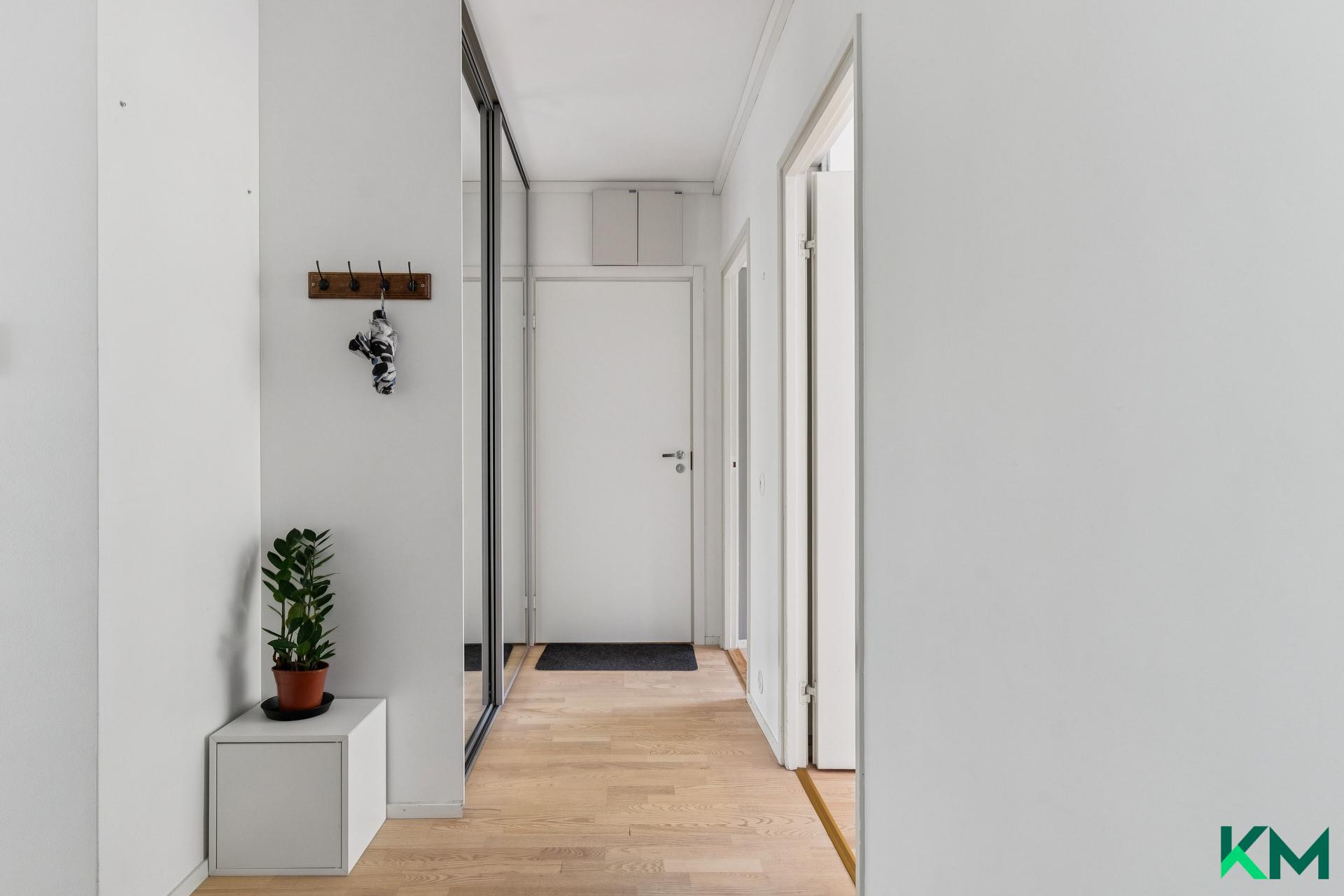 Myrttitie 14, Pukinmäki, Helsinki