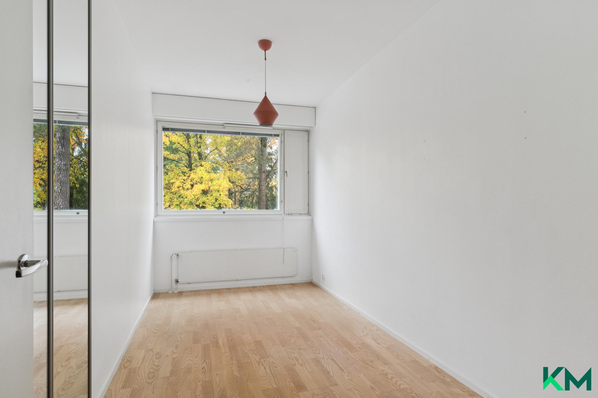 Myrttitie 14, Pukinmäki, Helsinki