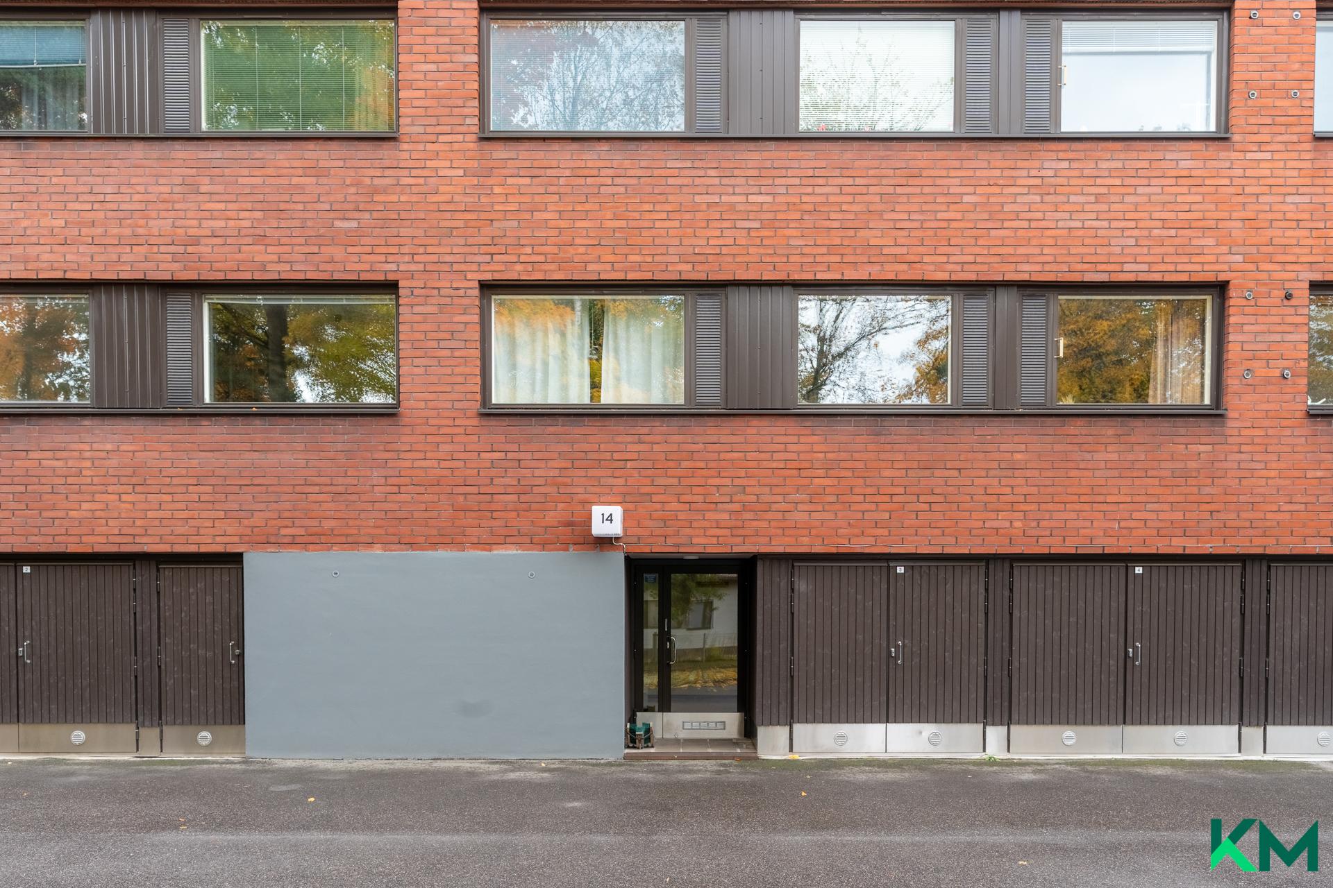 Myrttitie 14, Pukinmäki, Helsinki