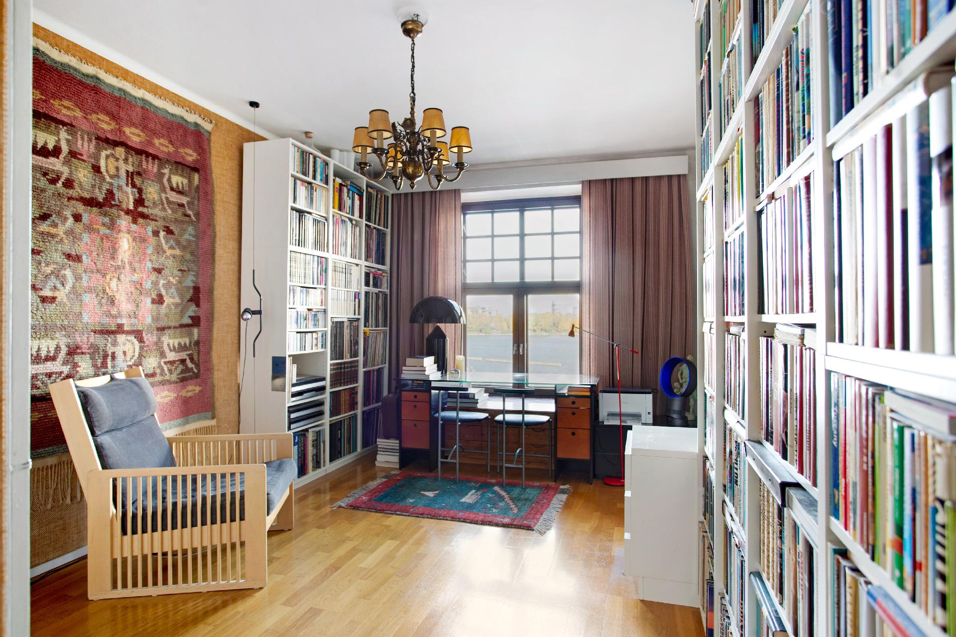 Laivastokatu 12, Katajanokka, Helsinki