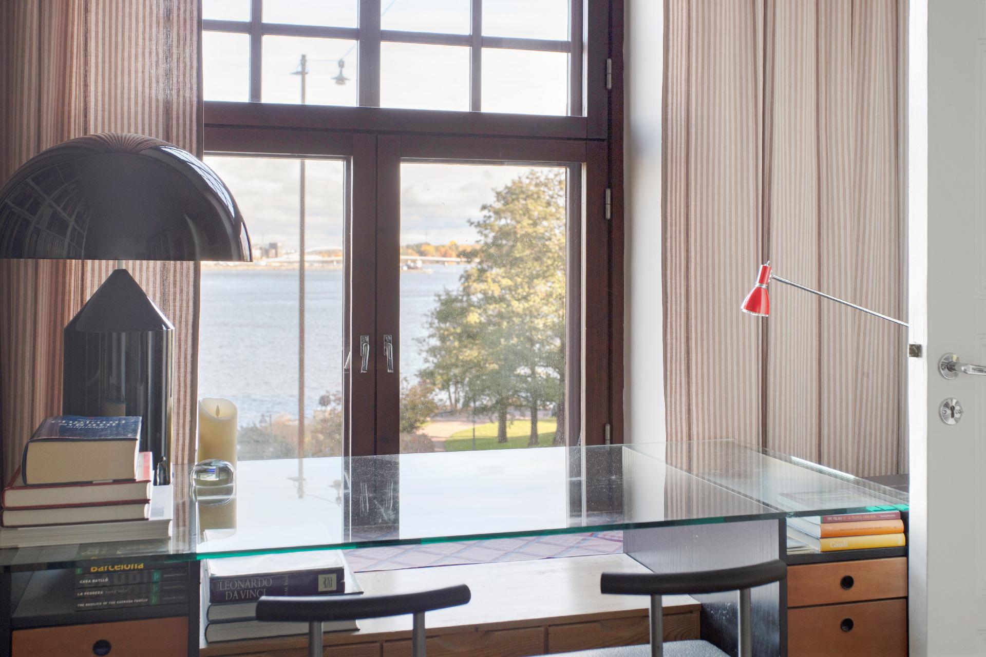 Laivastokatu 12, Katajanokka, Helsinki