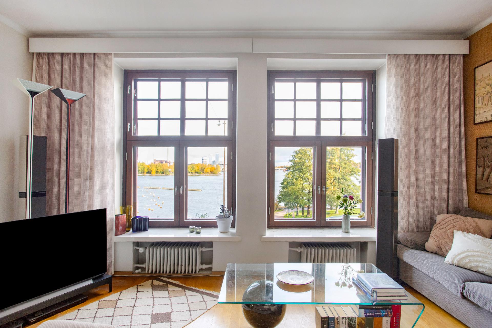 Laivastokatu 12, Katajanokka, Helsinki