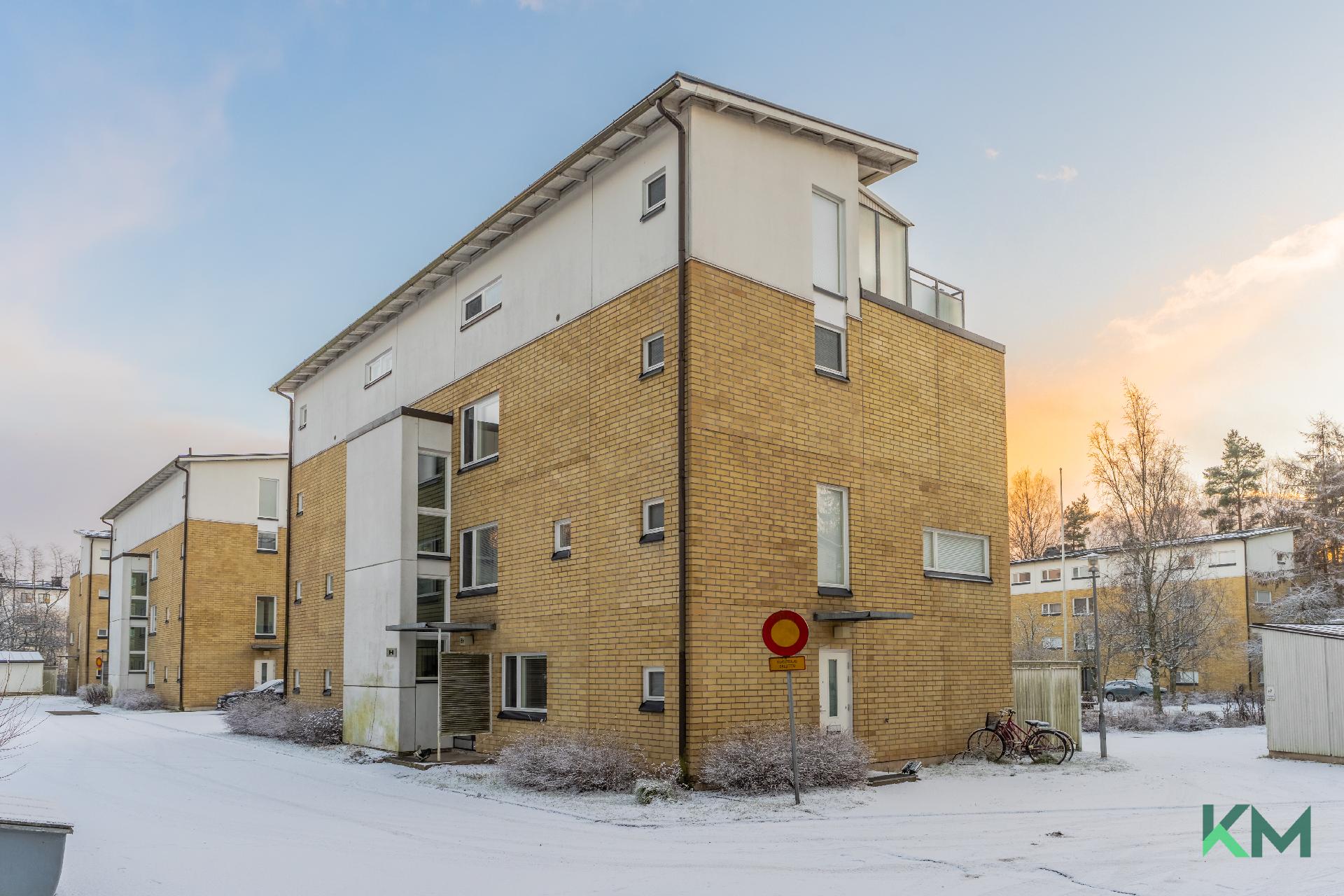 Kurkisuontie 8, Kurkimäki, Helsinki