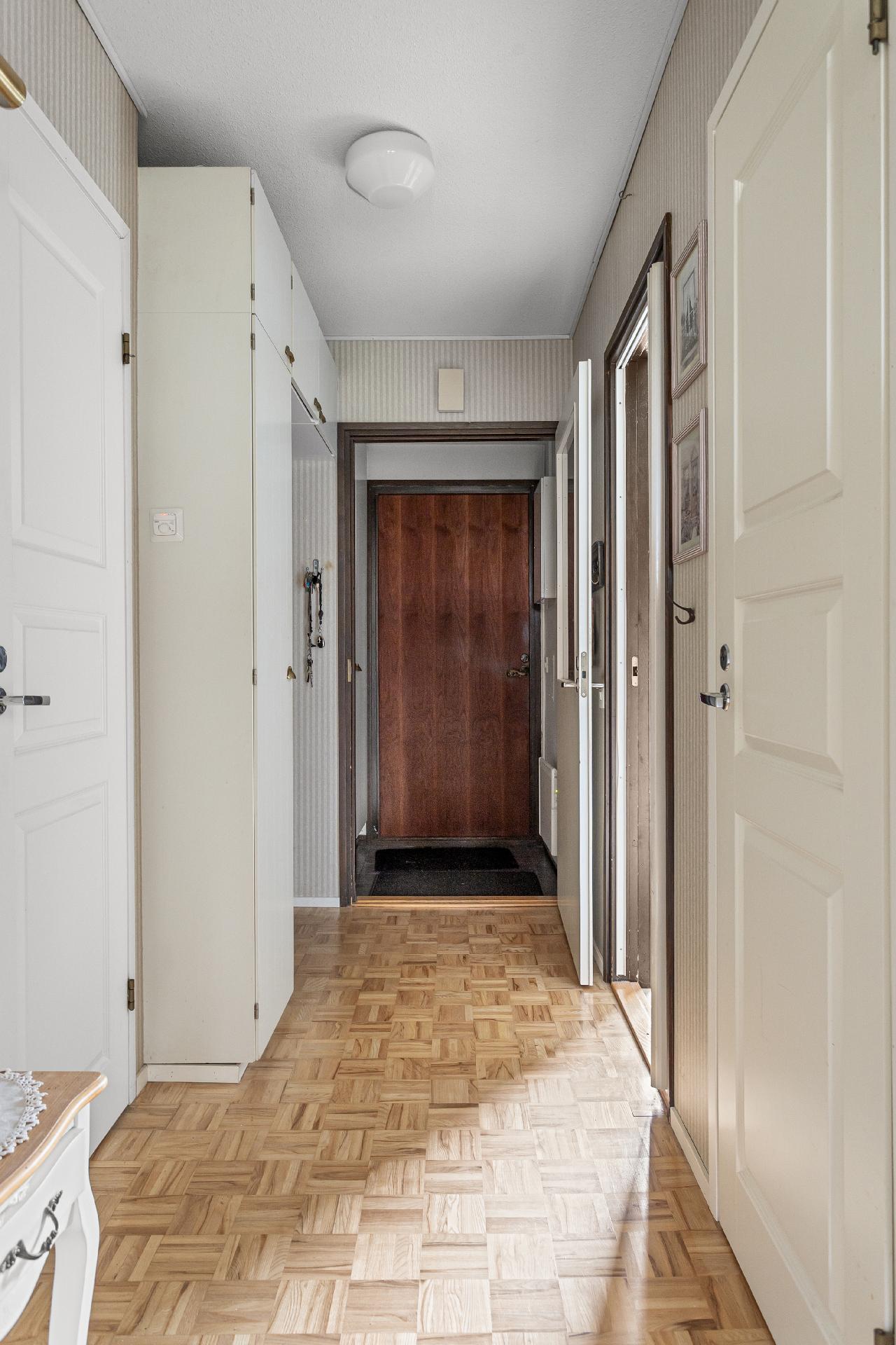 Viialankatu 16, Eskolanmäki, Kouvola