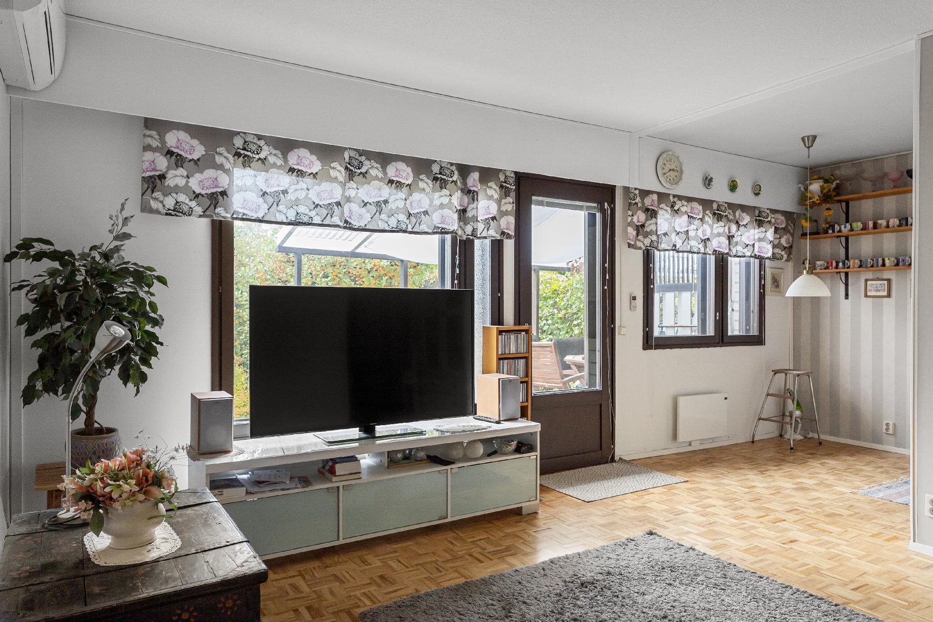 Viialankatu 16, Eskolanmäki, Kouvola