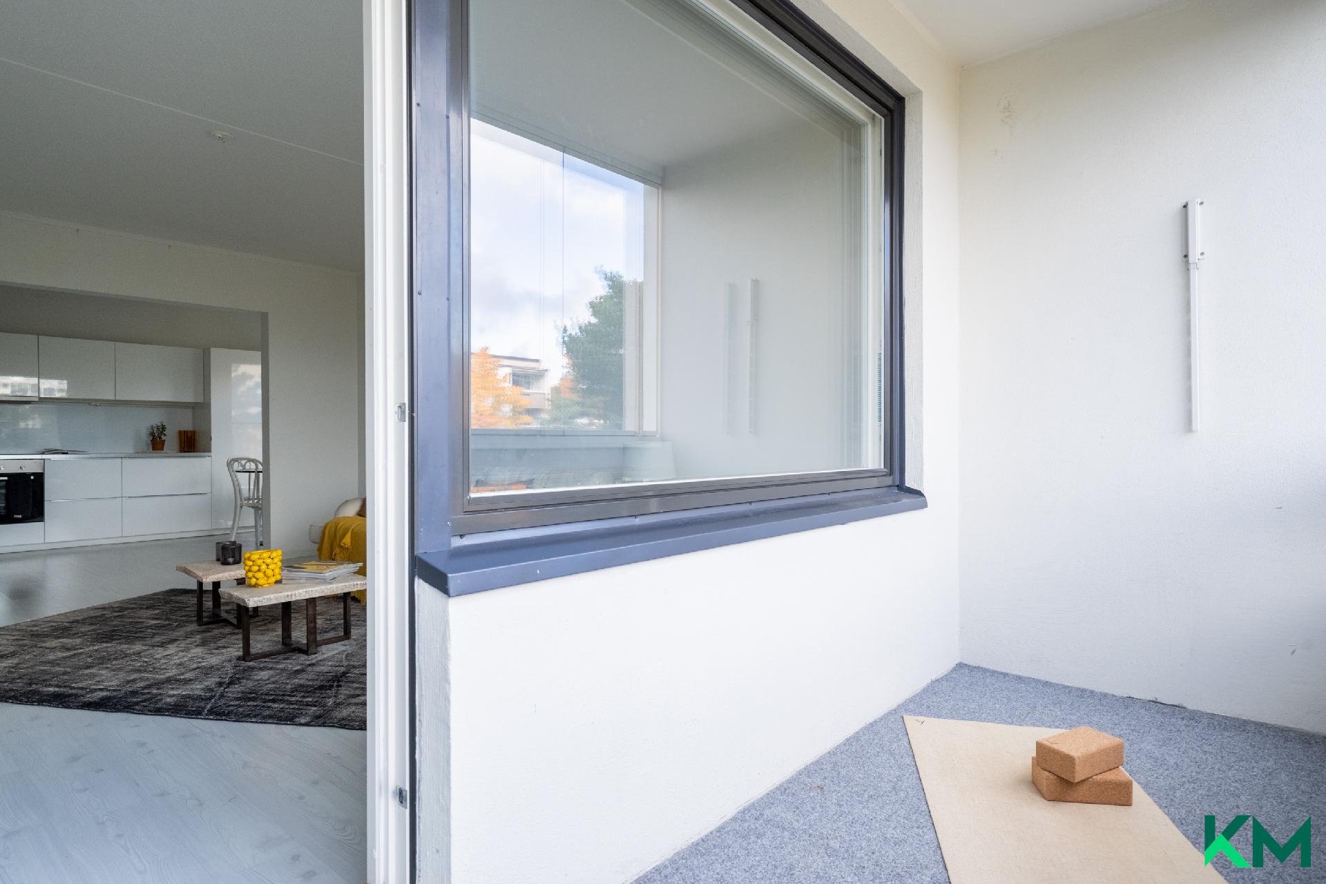 Täysikuu 10, Olari, Espoo