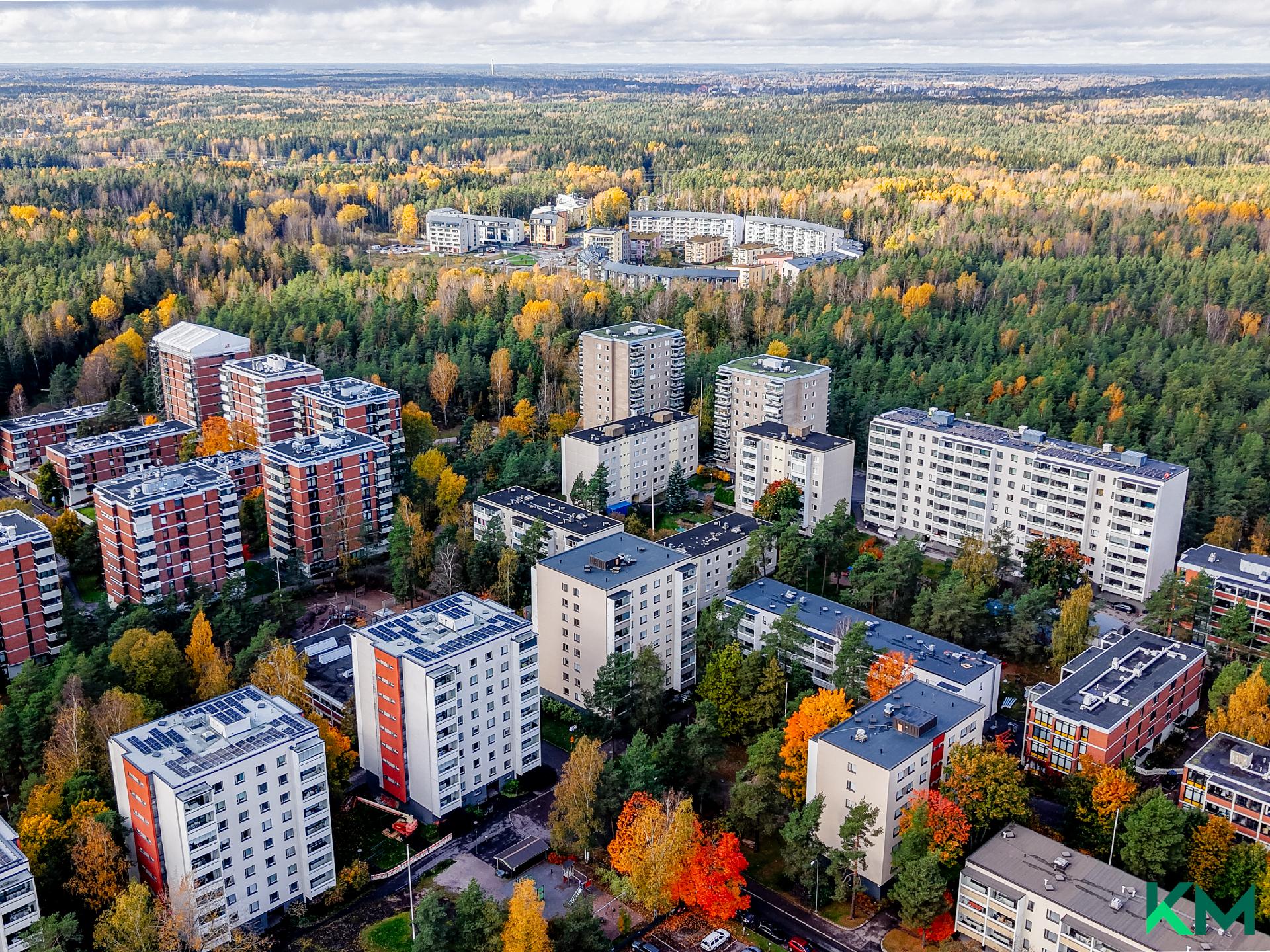 Täysikuu 10, Olari, Espoo