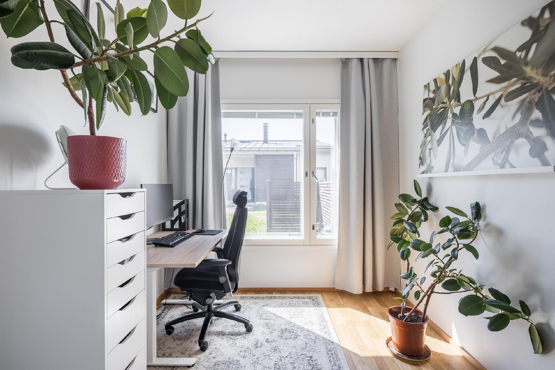 Vaskipellontie 12, Kaivoksela, Vantaa