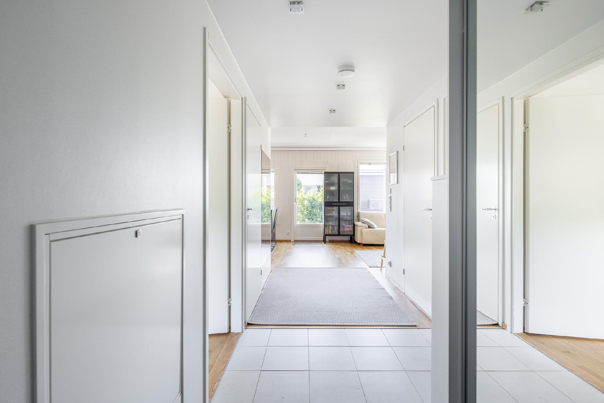 Vaskipellontie 12, Kaivoksela, Vantaa