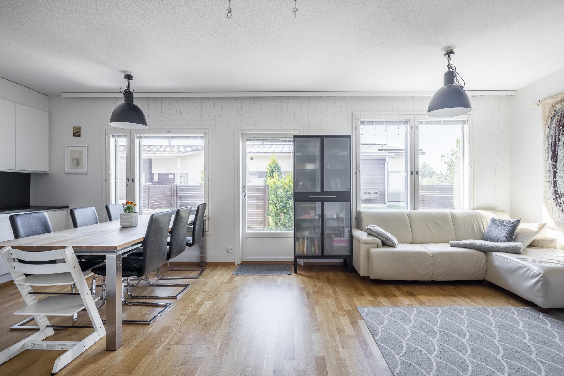 Vaskipellontie 12, Kaivoksela, Vantaa