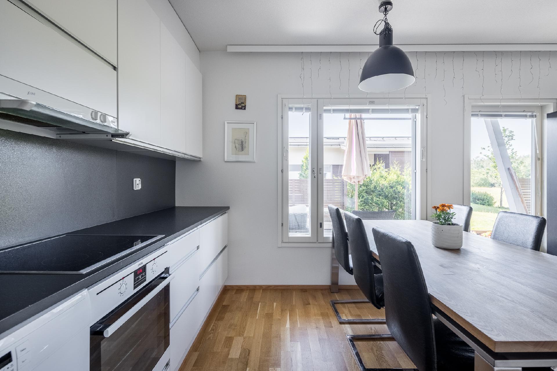 Vaskipellontie 12, Kaivoksela, Vantaa