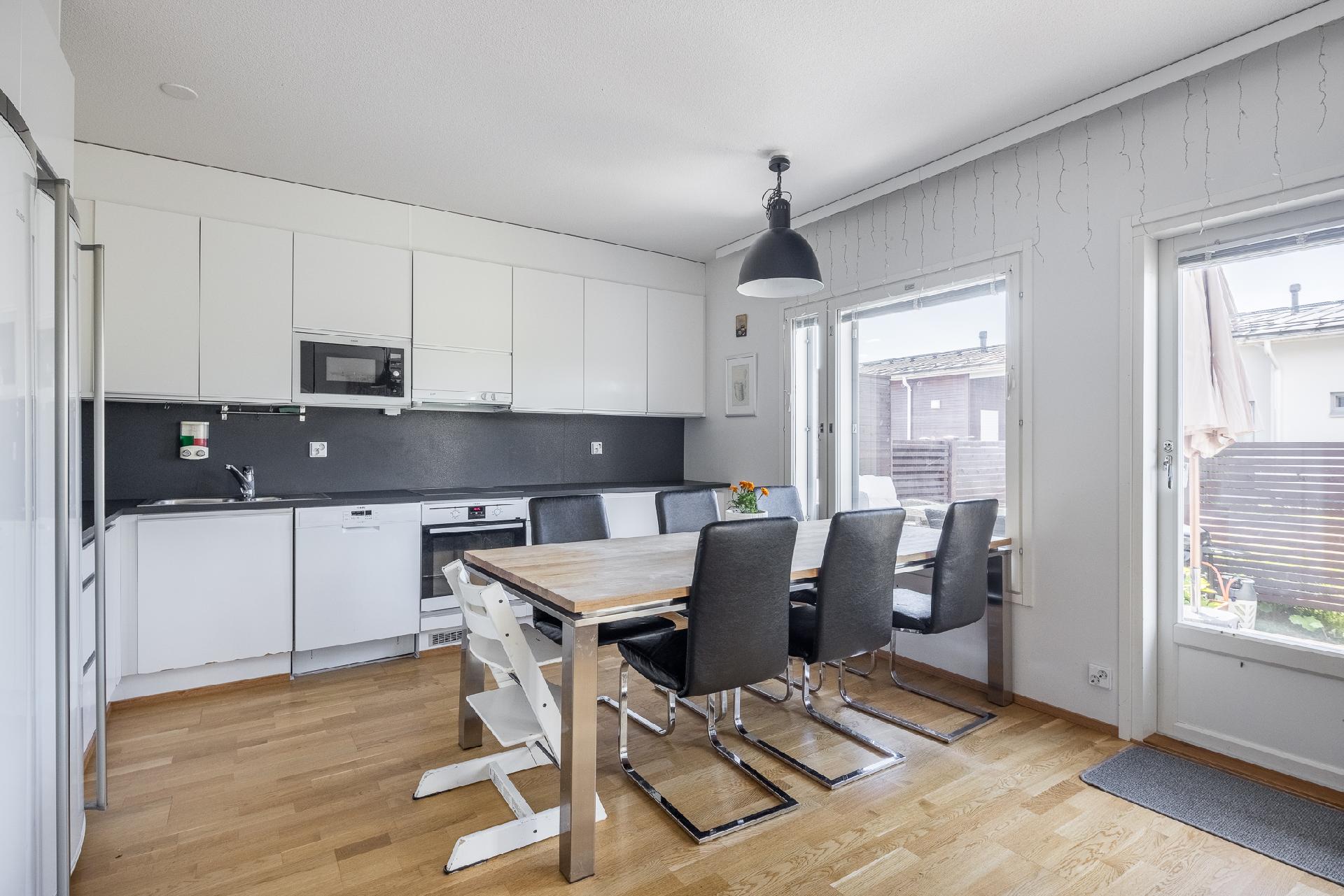 Vaskipellontie 12, Kaivoksela, Vantaa