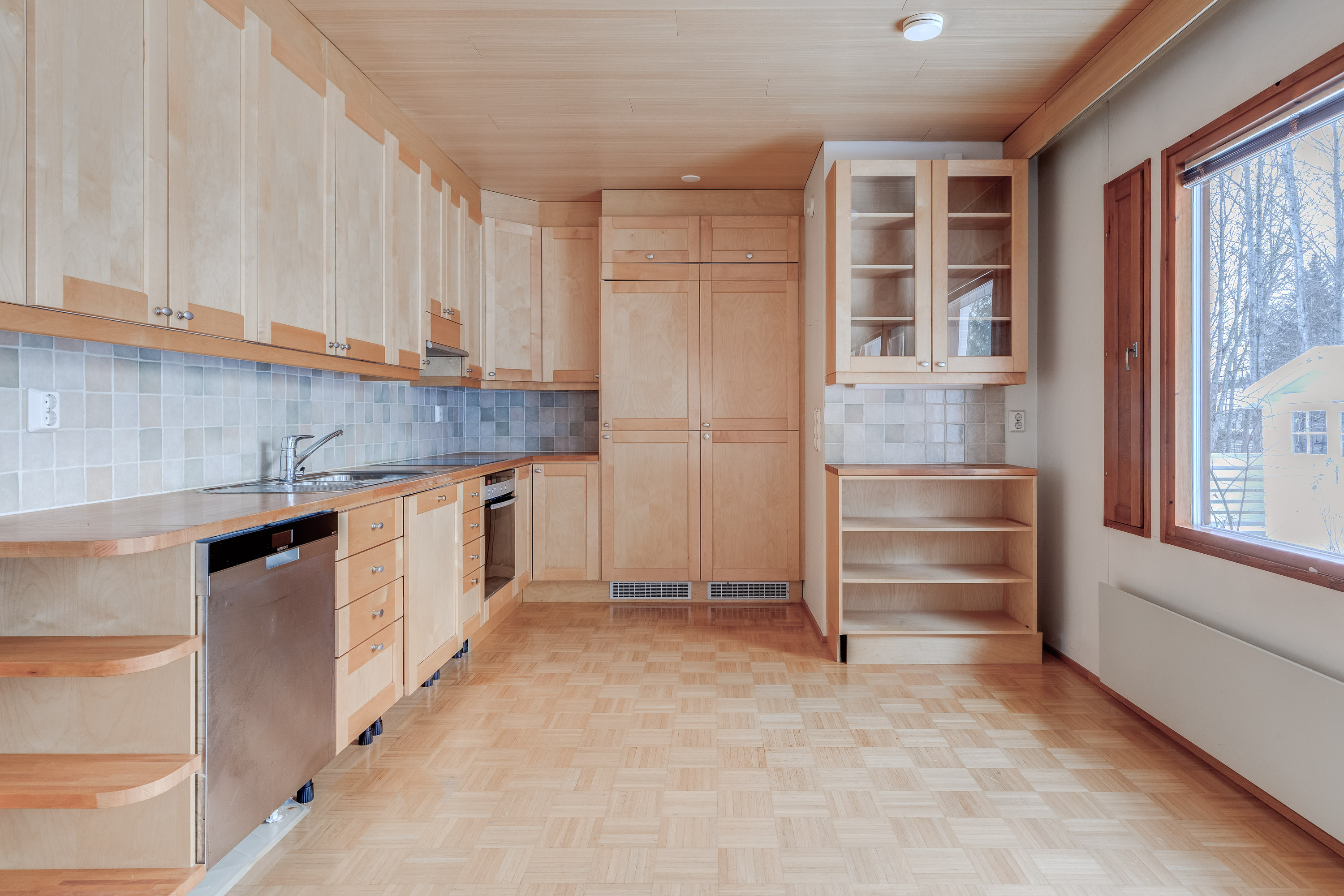 Tulustie 8, Paloheinä, Helsinki