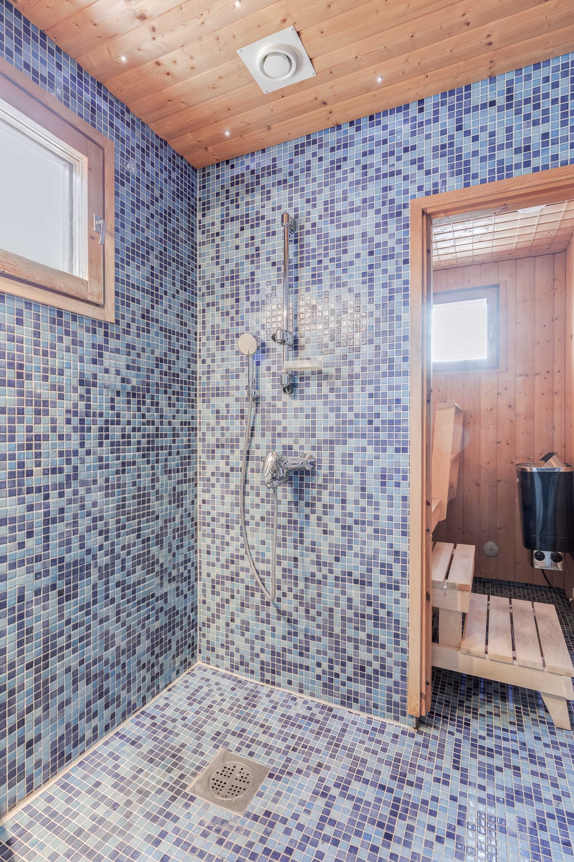 Tulustie 8, Paloheinä, Helsinki