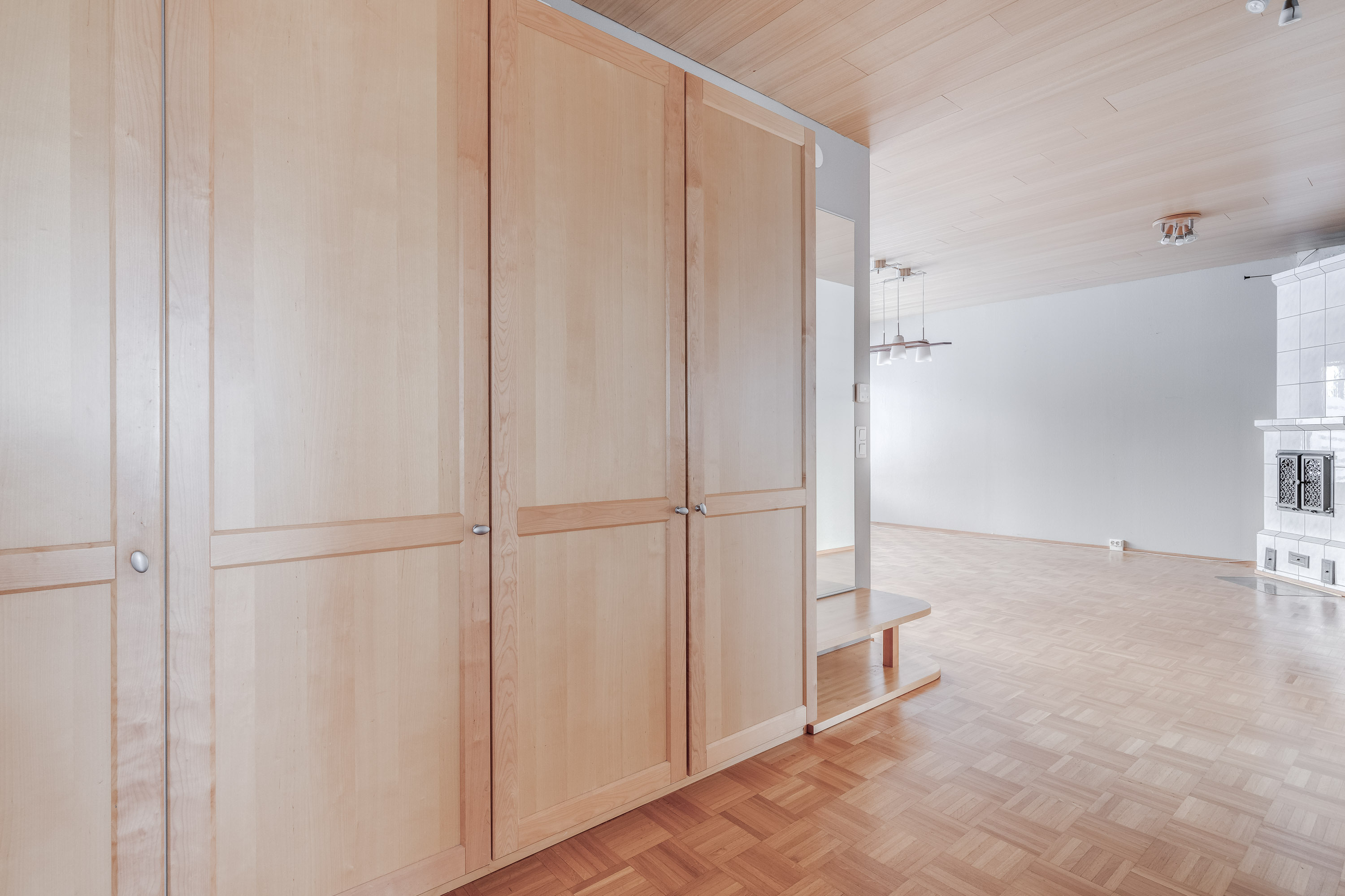 Tulustie 8, Paloheinä, Helsinki