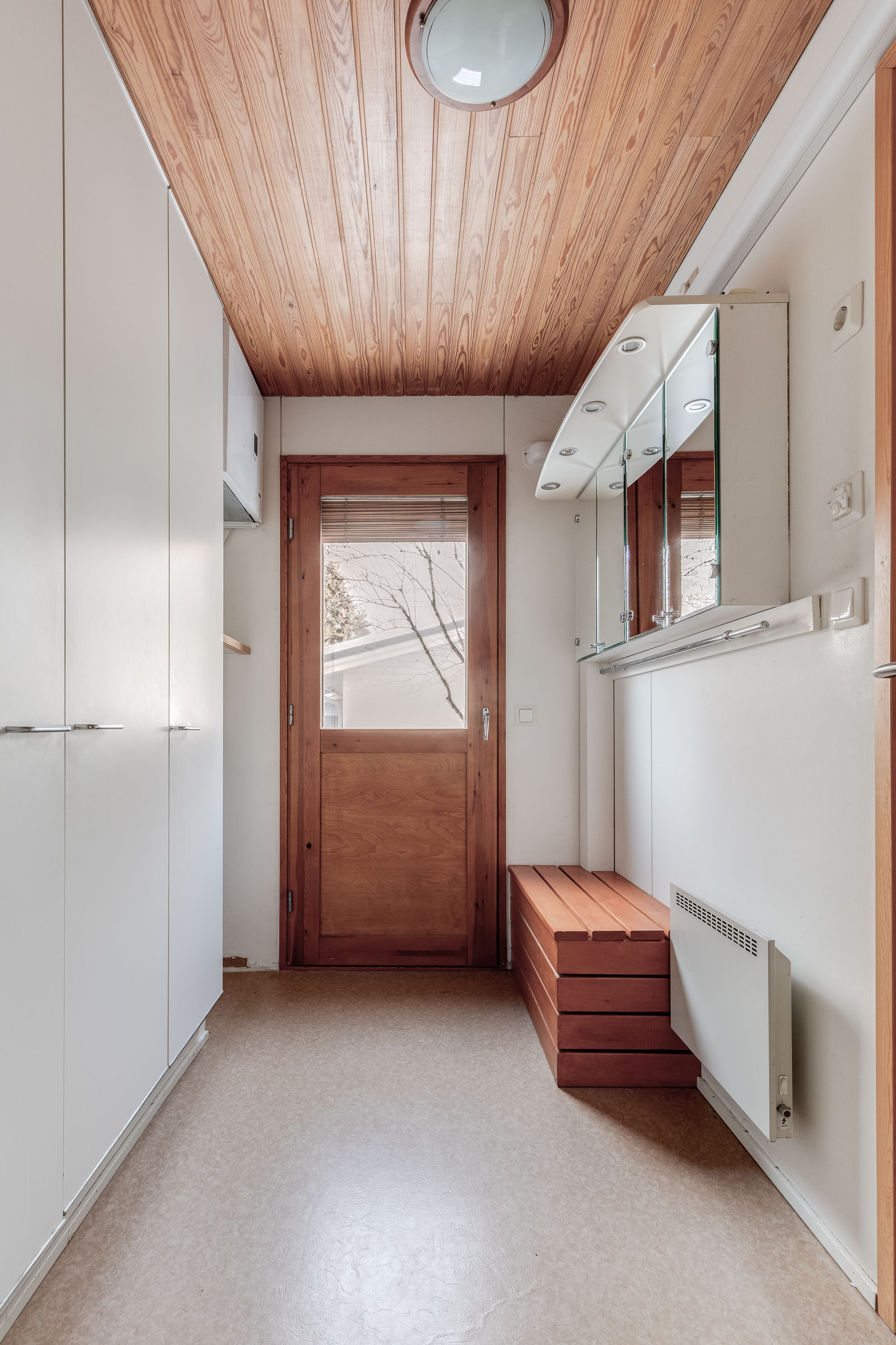 Tulustie 8, Paloheinä, Helsinki