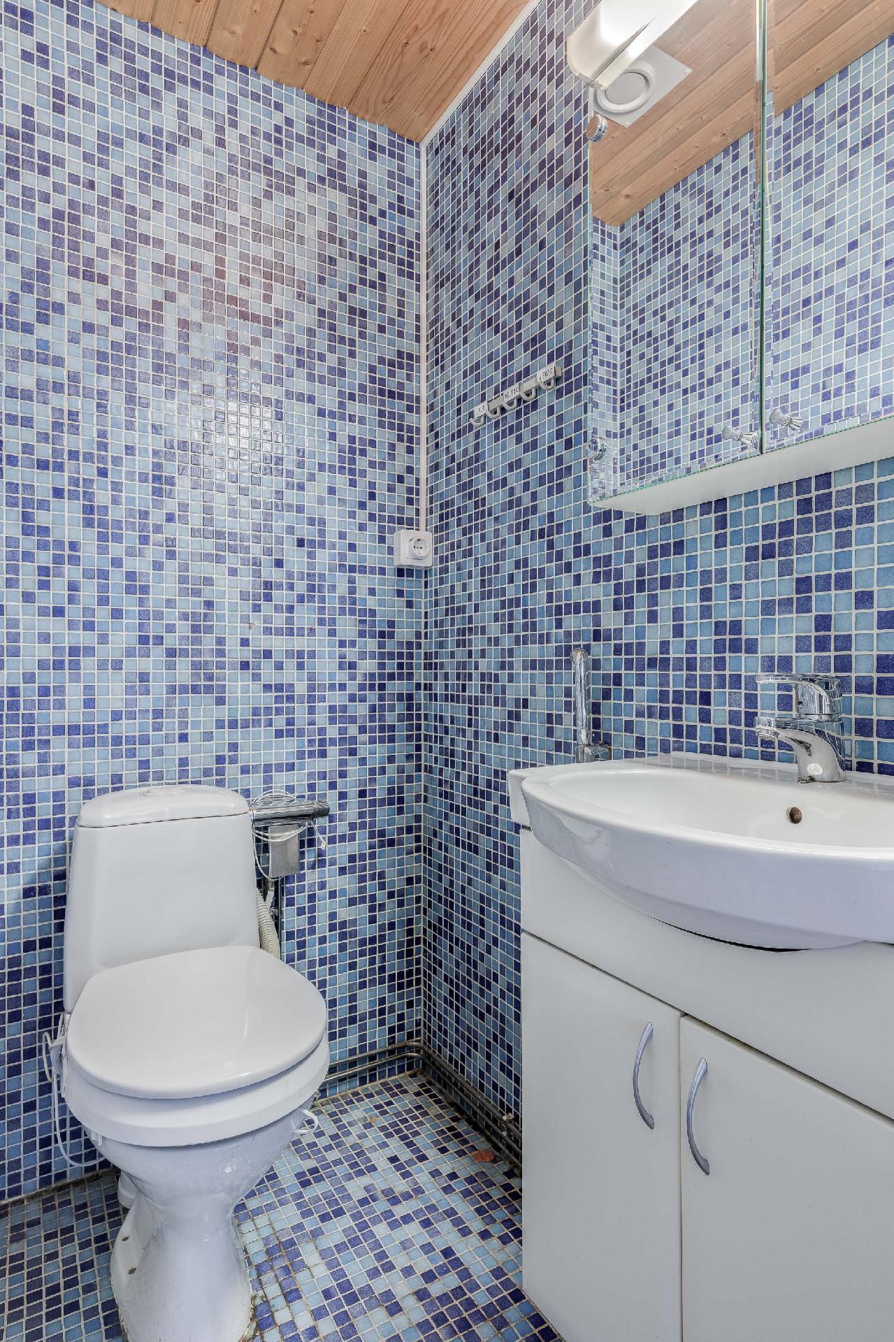 Tulustie 8, Paloheinä, Helsinki