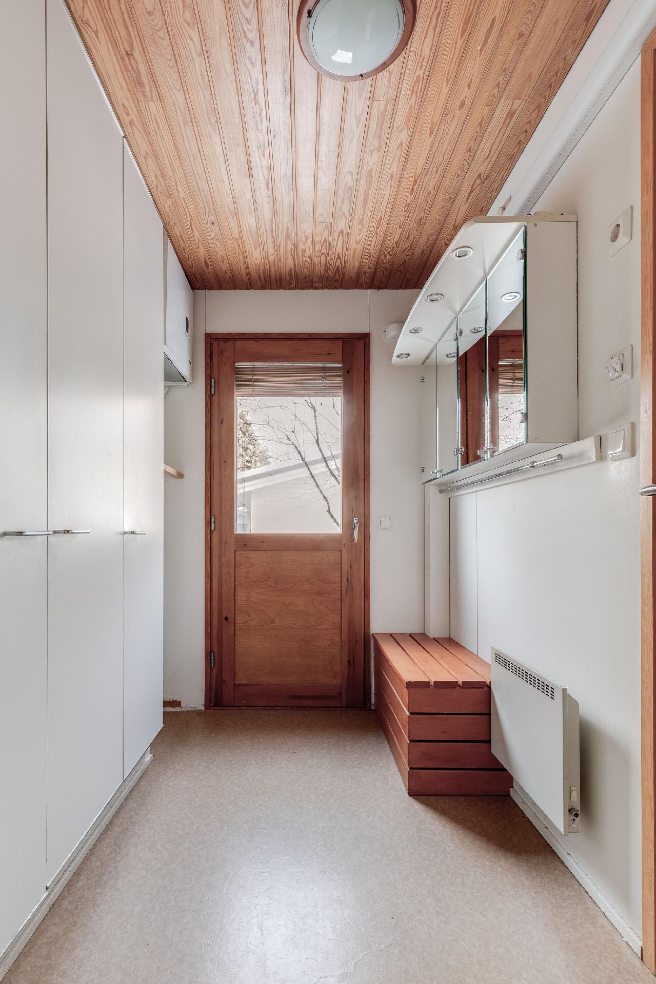 Tulustie 8, Paloheinä, Helsinki