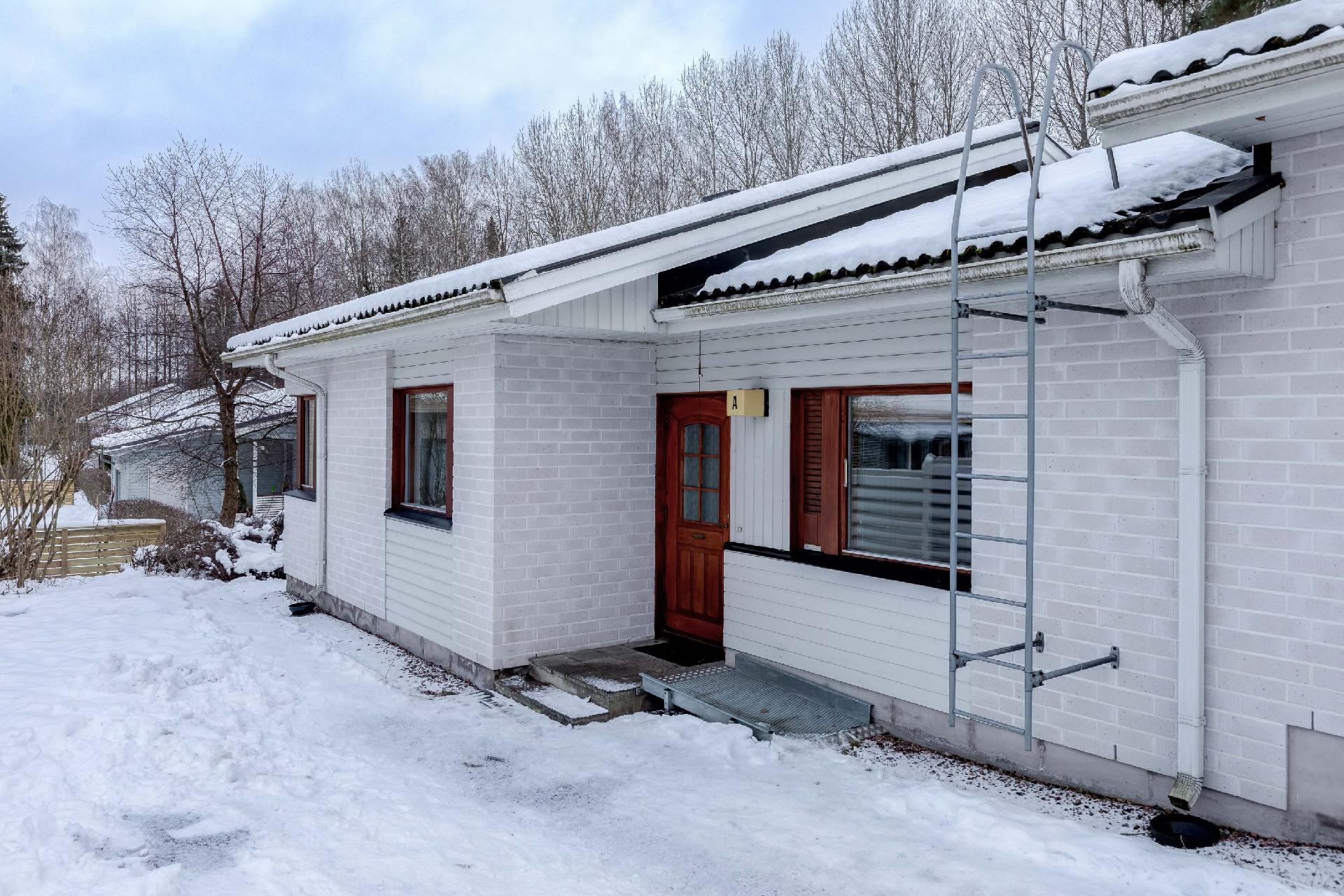 Tulustie 8, Paloheinä, Helsinki