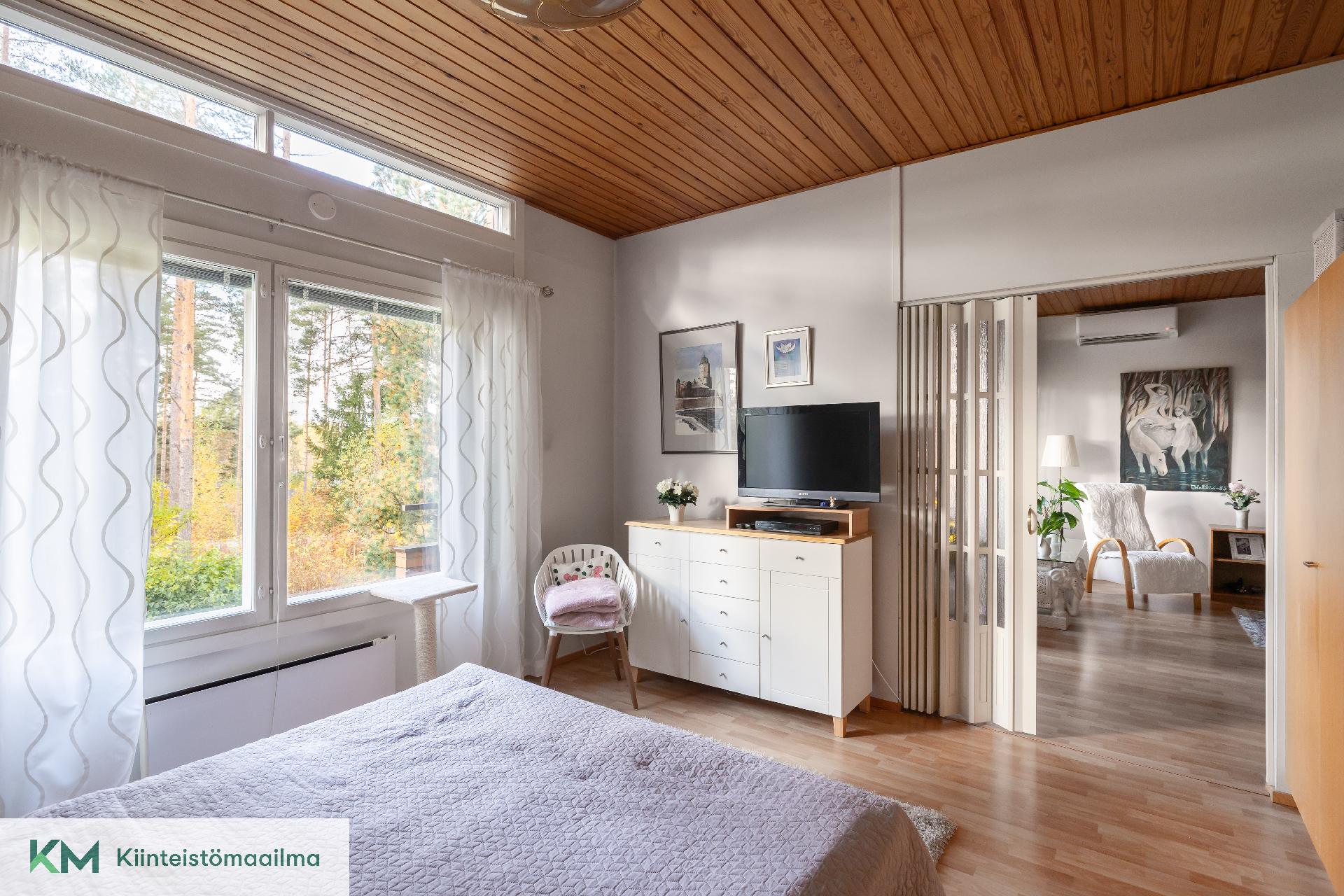 Kääpäkatu 3, Ristinkallio, Kotka