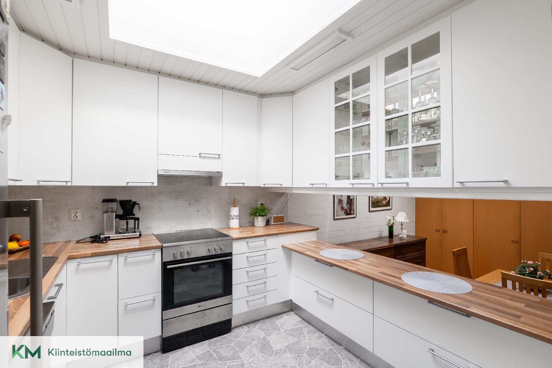 Kääpäkatu 3, Ristinkallio, Kotka