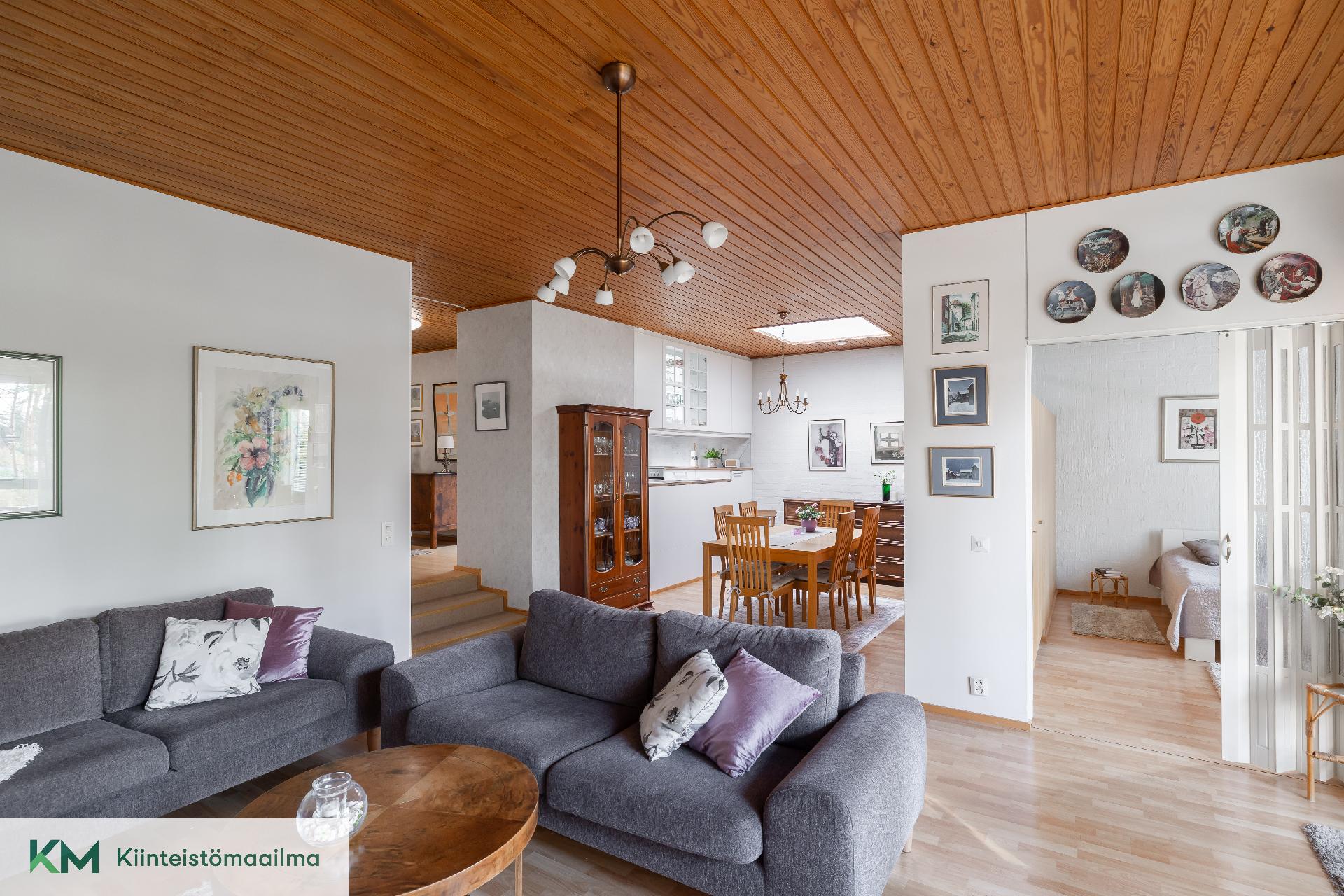 Kääpäkatu 3, Ristinkallio, Kotka