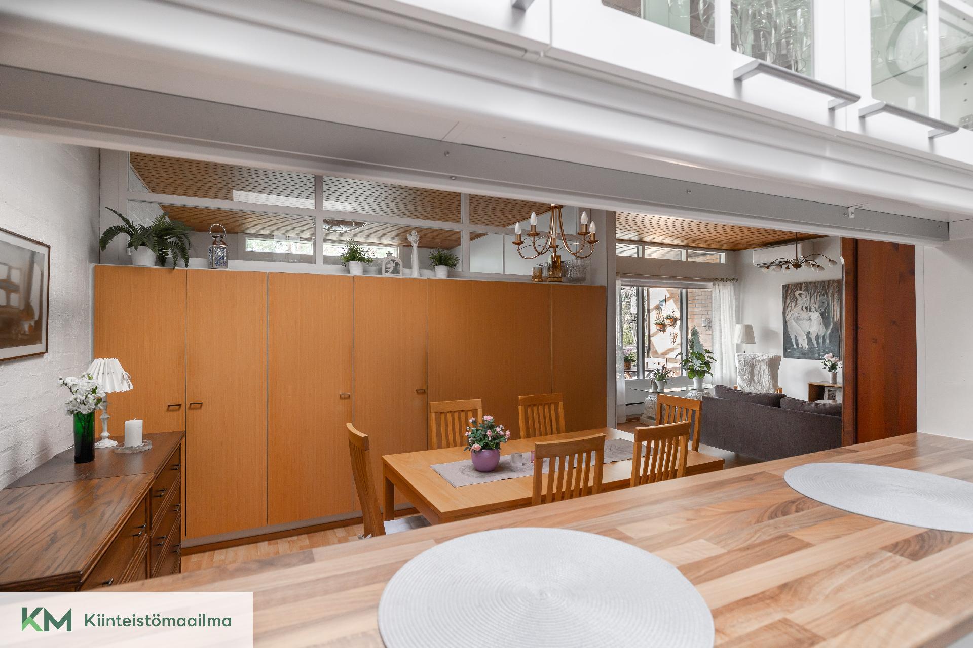 Kääpäkatu 3, Ristinkallio, Kotka