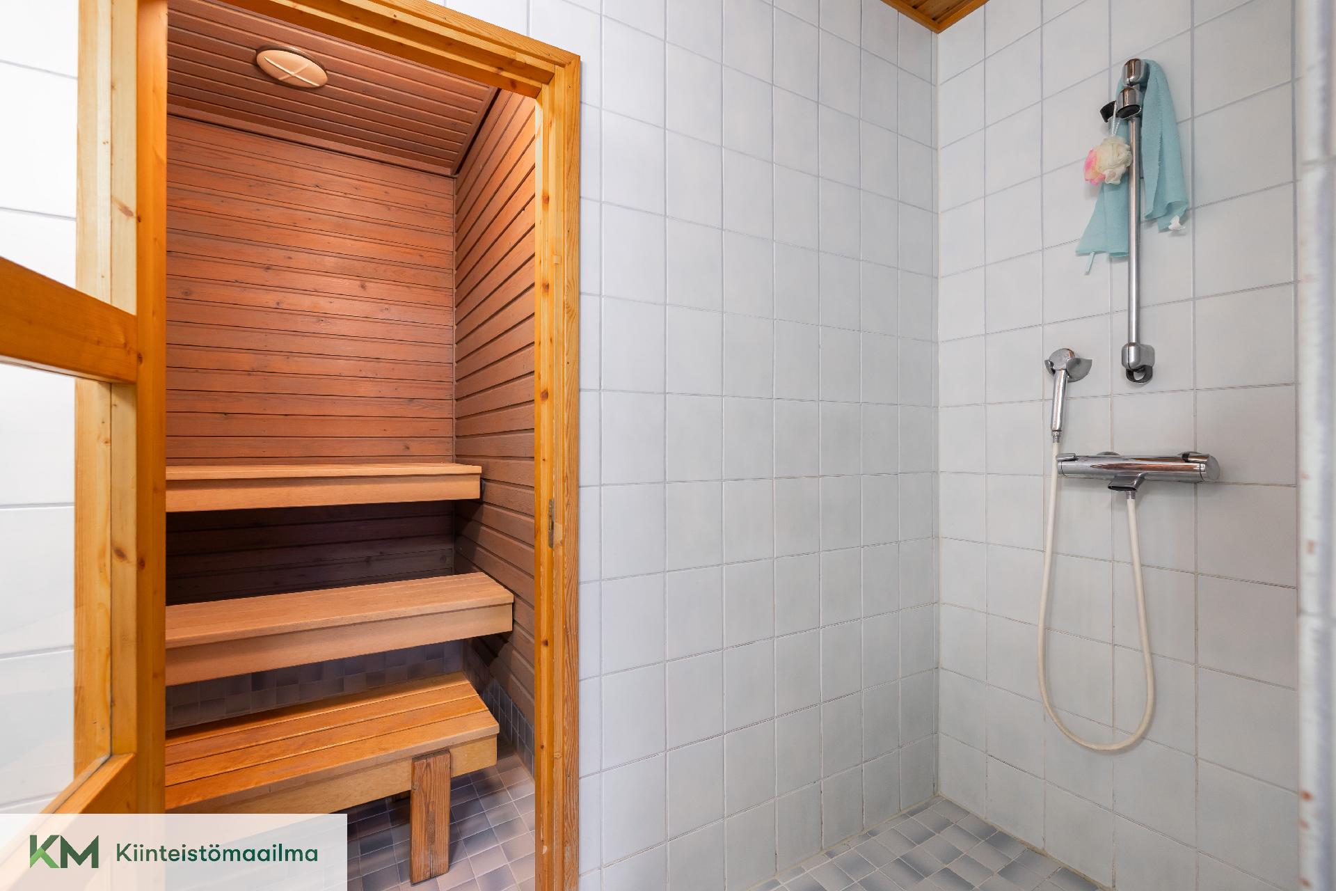 Kääpäkatu 3, Ristinkallio, Kotka