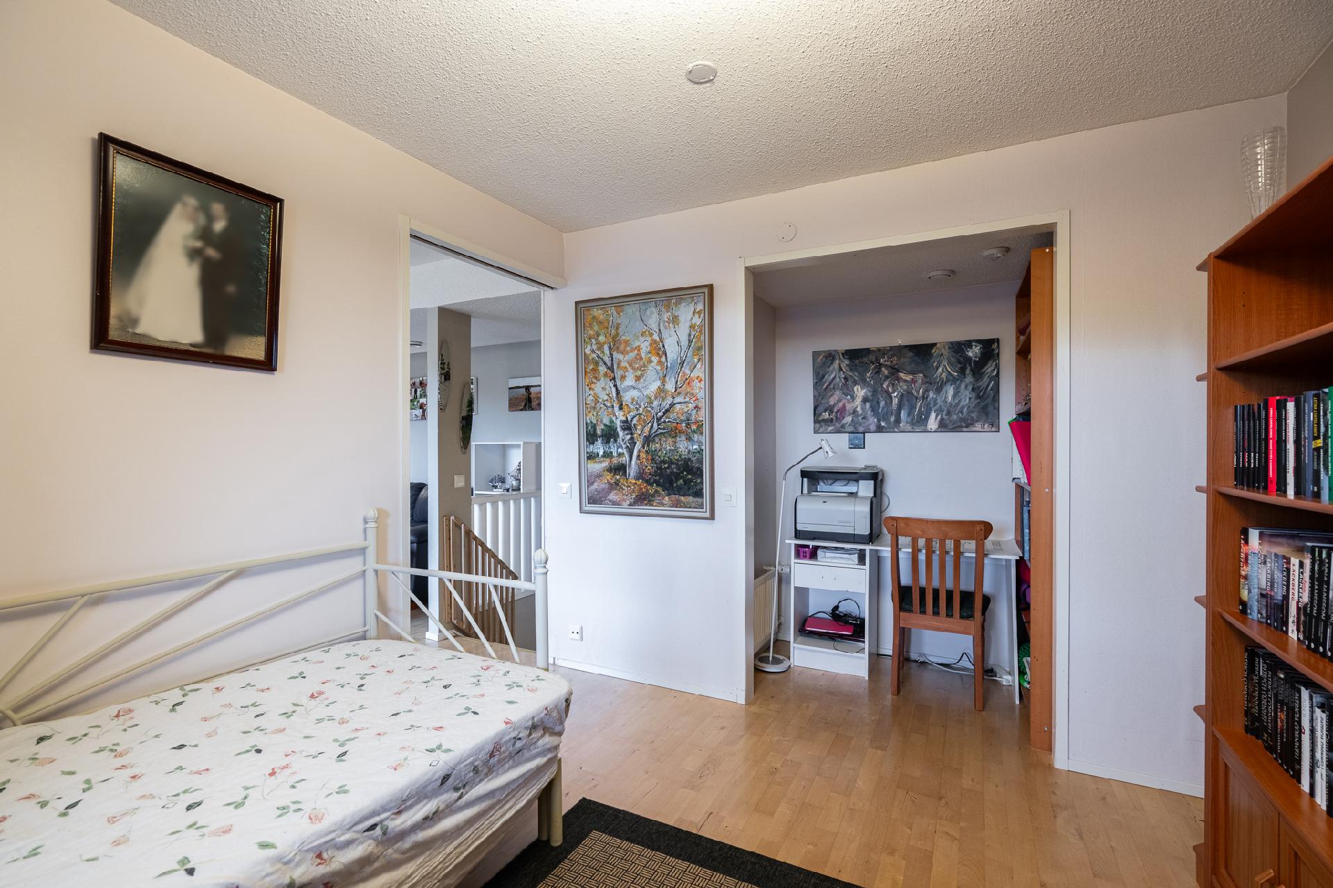 Yläkerran makuuhuone