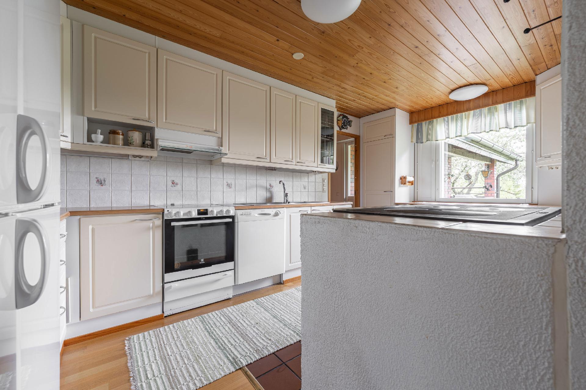 Luolatie 35, Jynkkä, Kuopio