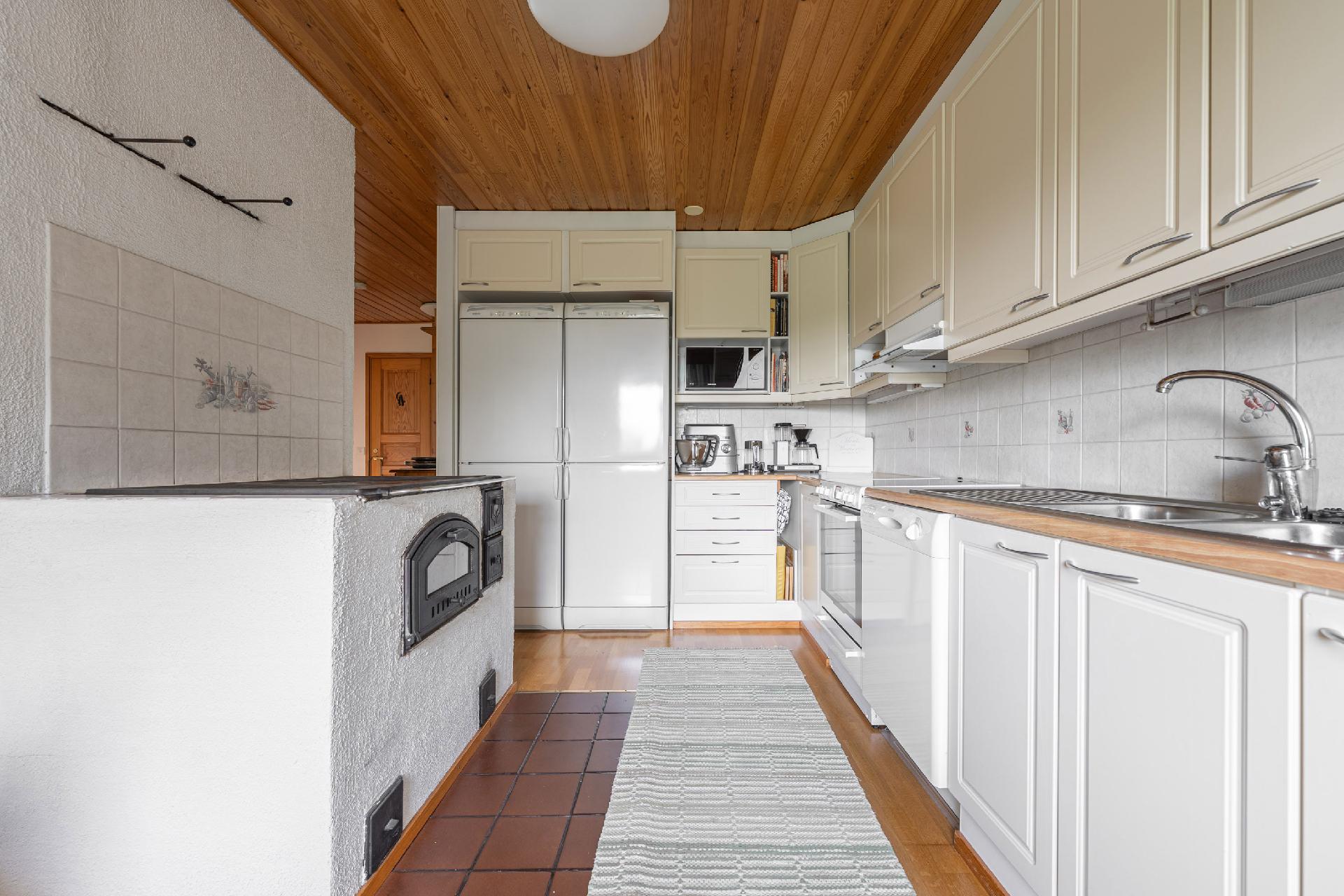 Luolatie 35, Jynkkä, Kuopio