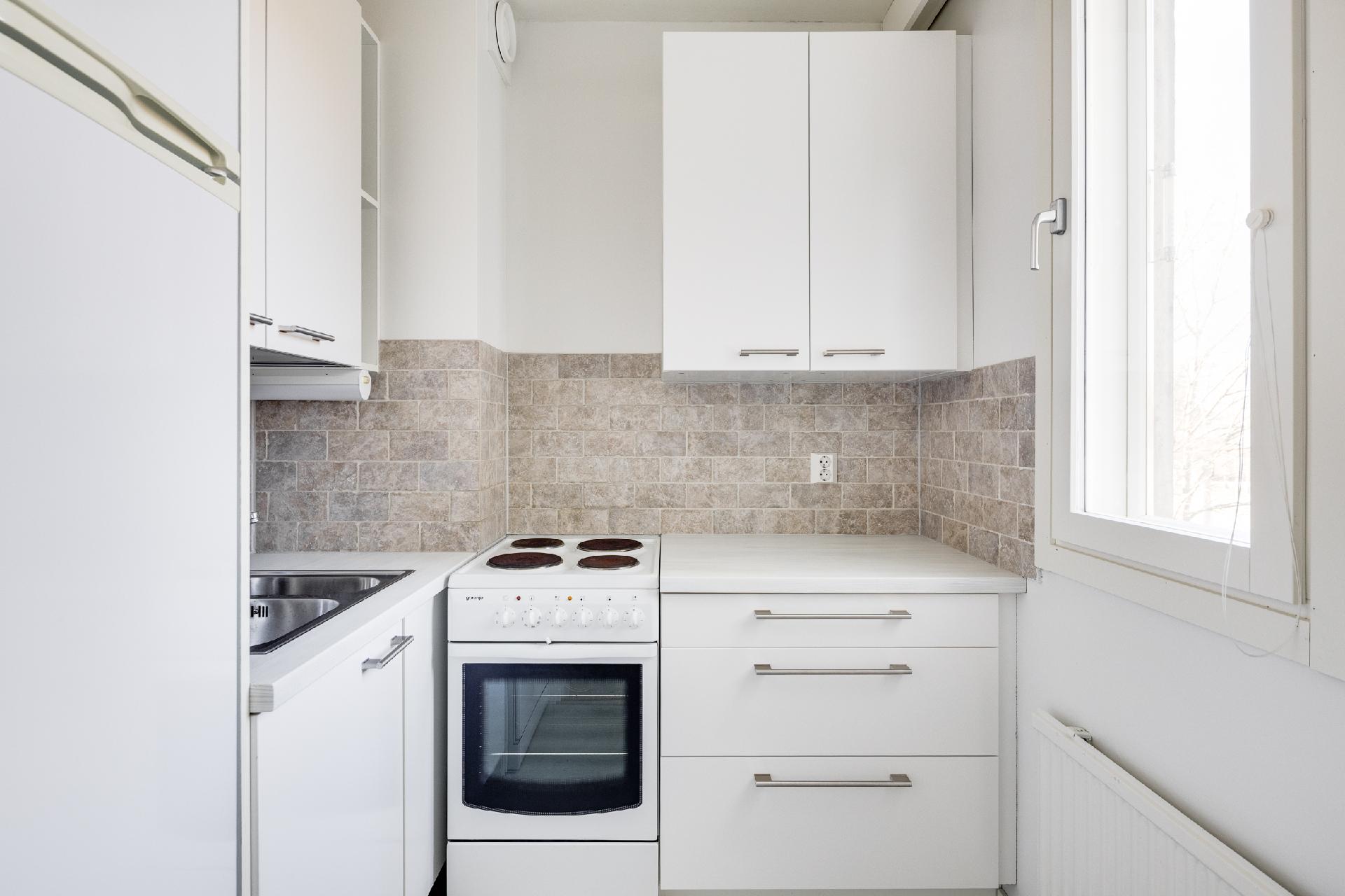 Kivikirveenkuja 3, Myyrmäki, Vantaa