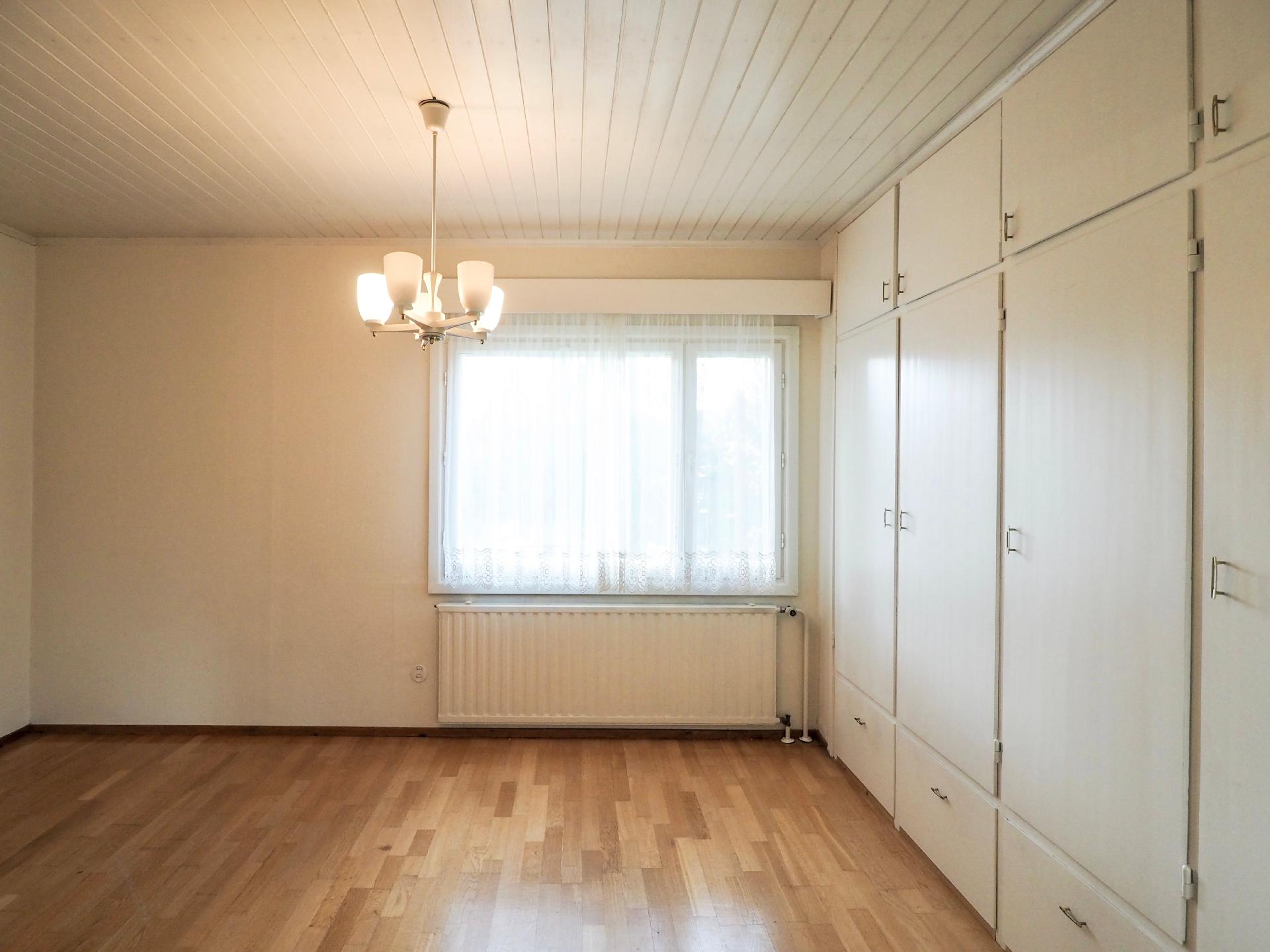 Apilakatu 13, Petsamo, Riihimäki