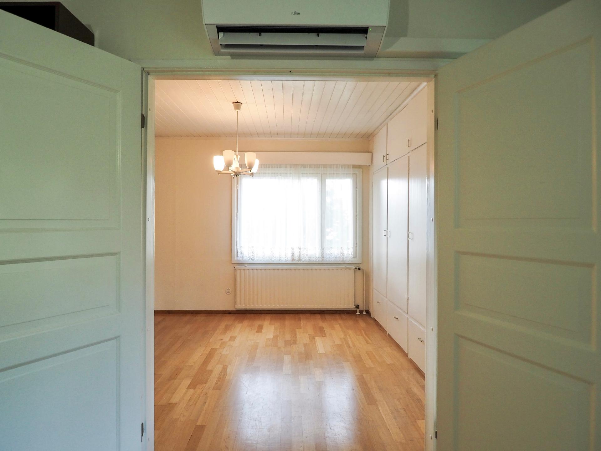 Apilakatu 13, Petsamo, Riihimäki