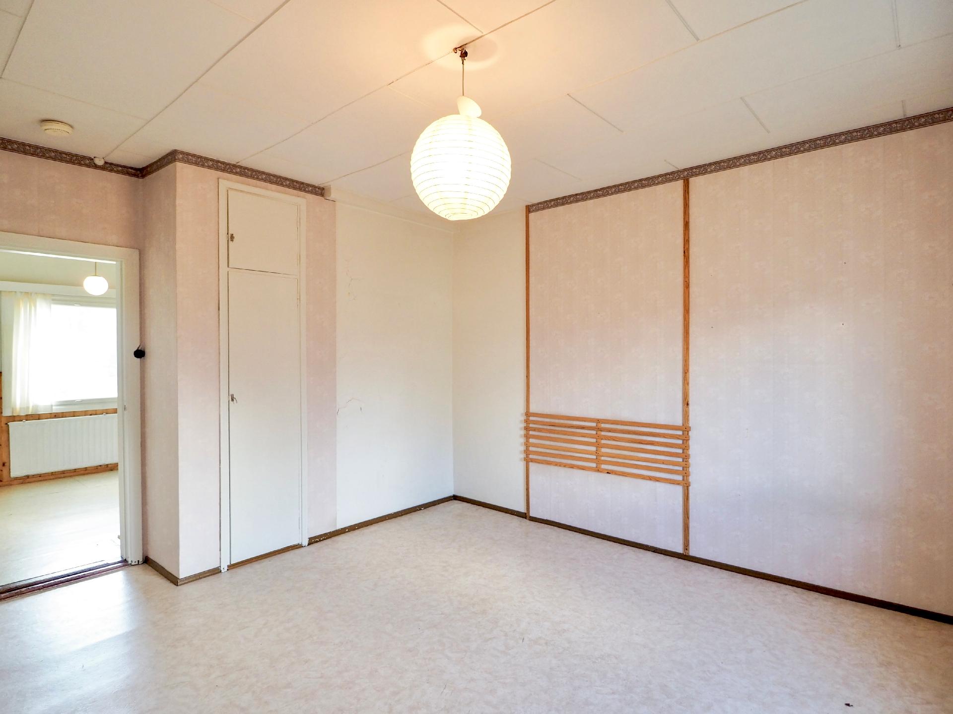 Apilakatu 13, Petsamo, Riihimäki