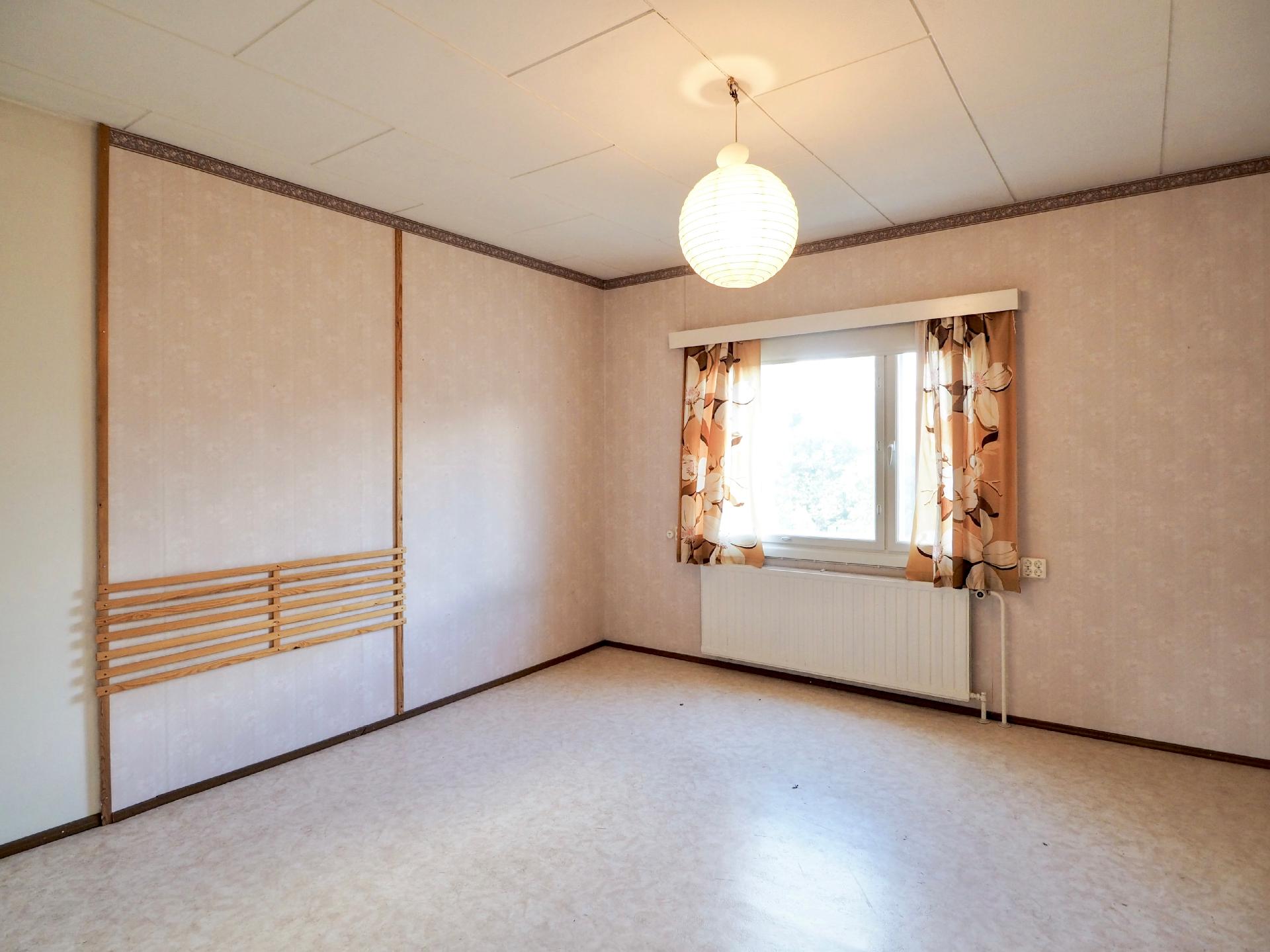 Apilakatu 13, Petsamo, Riihimäki