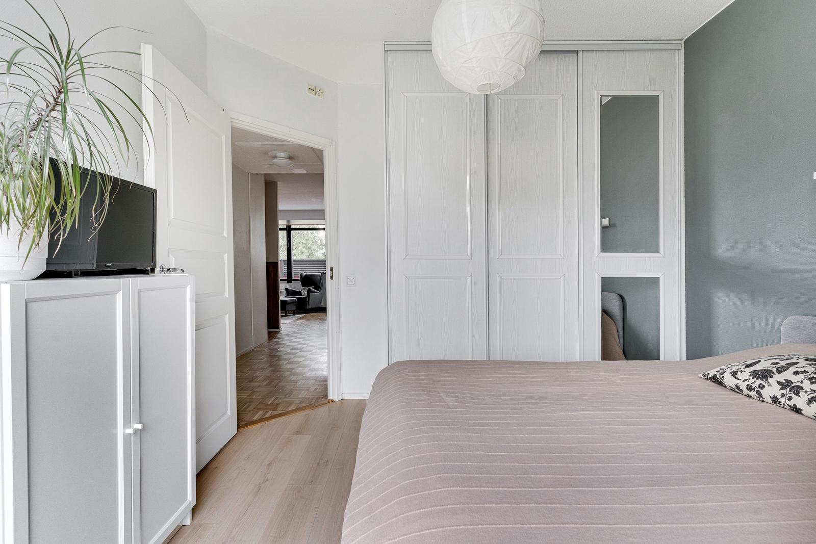 Laulurastaantie 11, Malmi, Helsinki