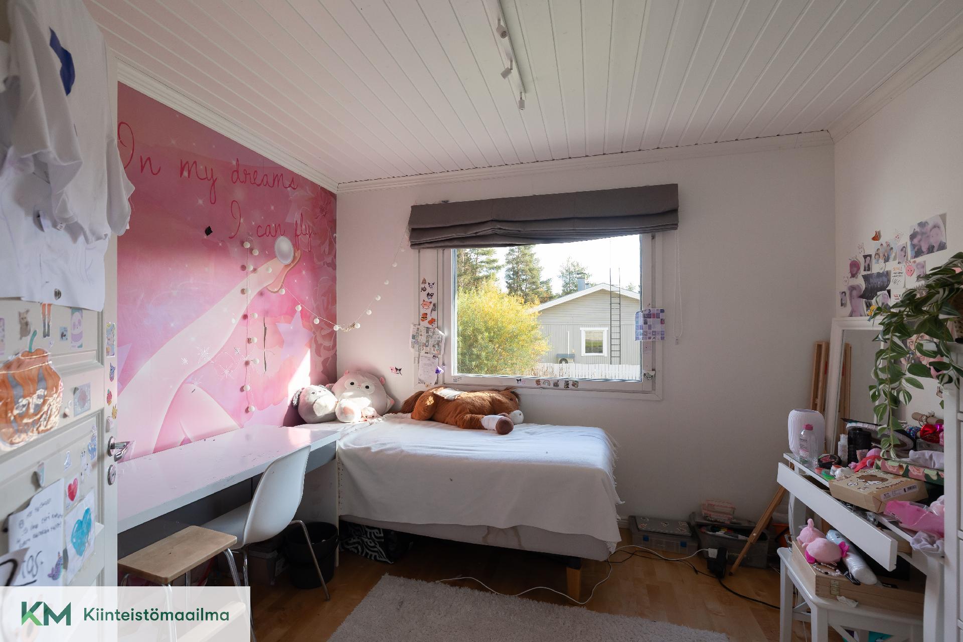 Hirsipolku 17, Kaukola, Kotka