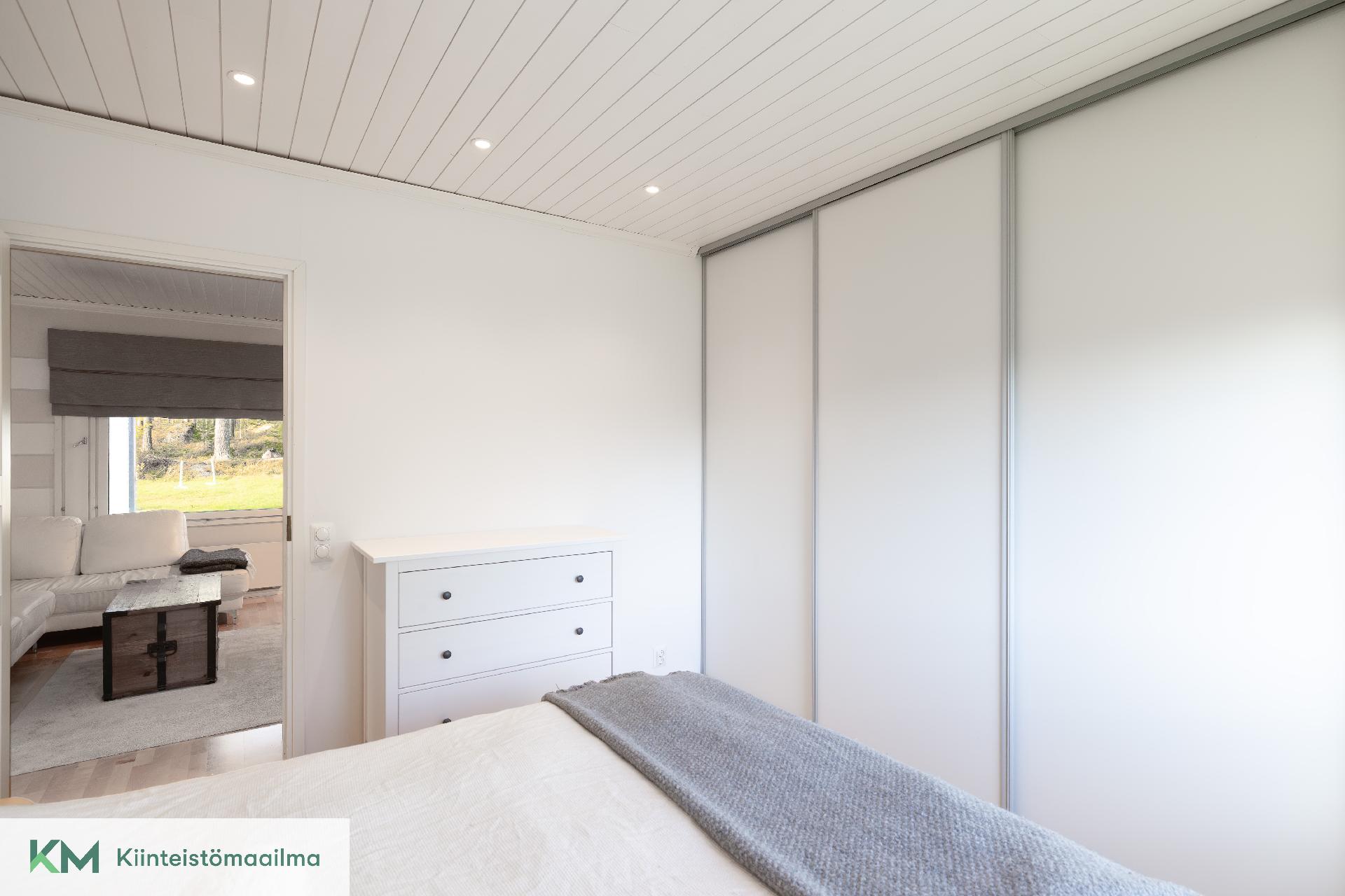 Hirsipolku 17, Kaukola, Kotka