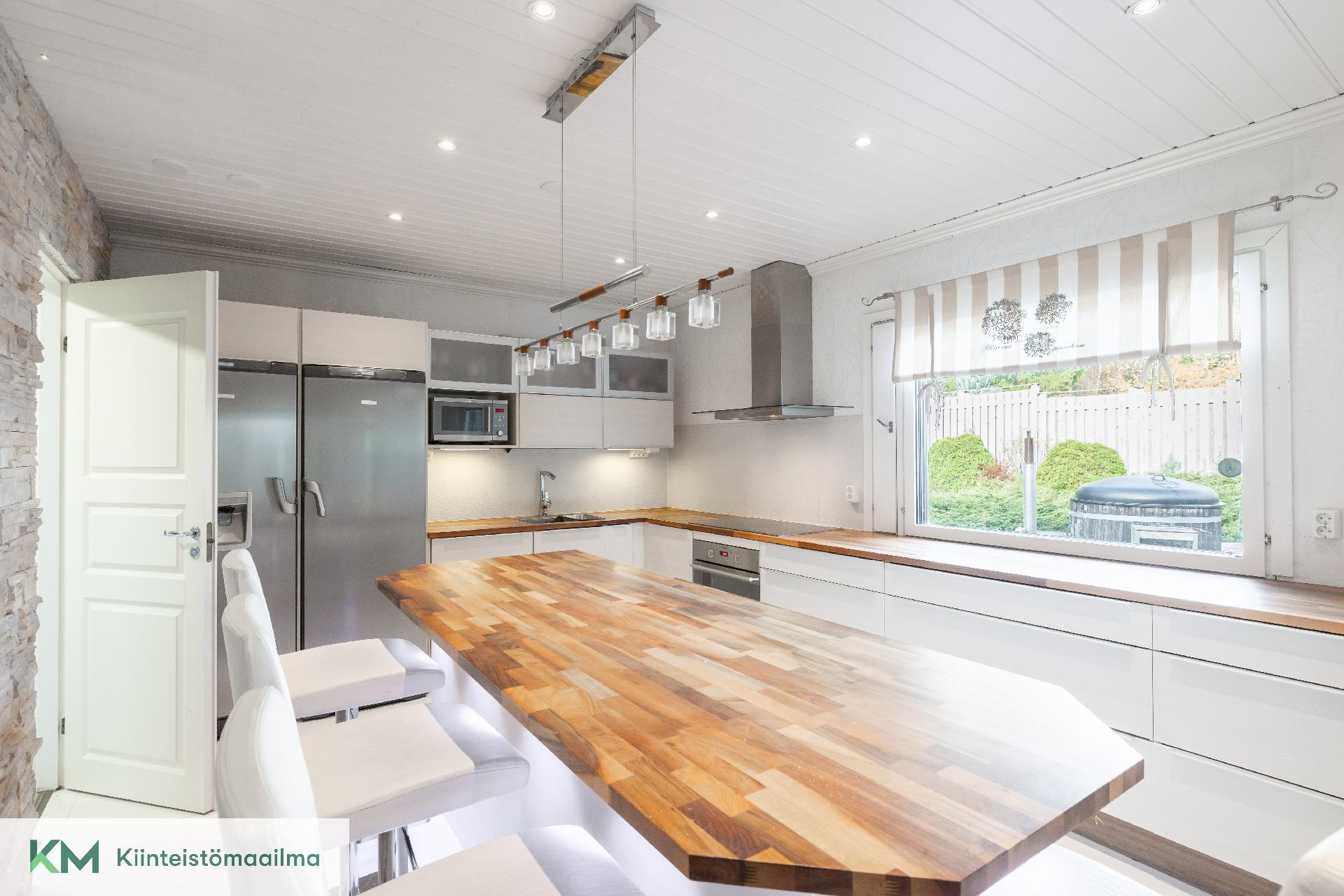 Hirsipolku 17, Kaukola, Kotka