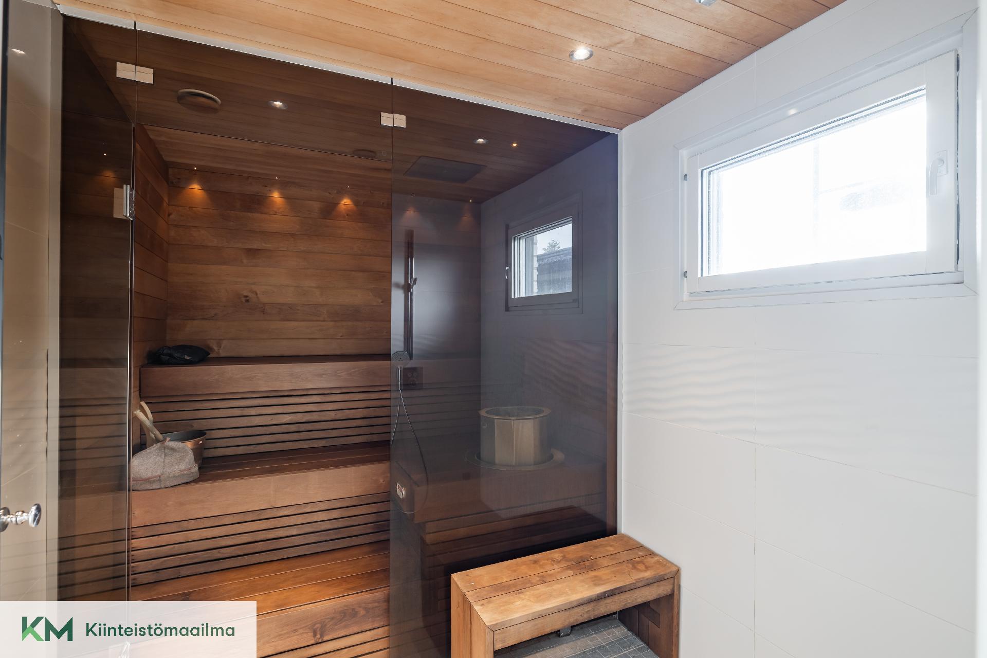 Hirsipolku 17, Kaukola, Kotka