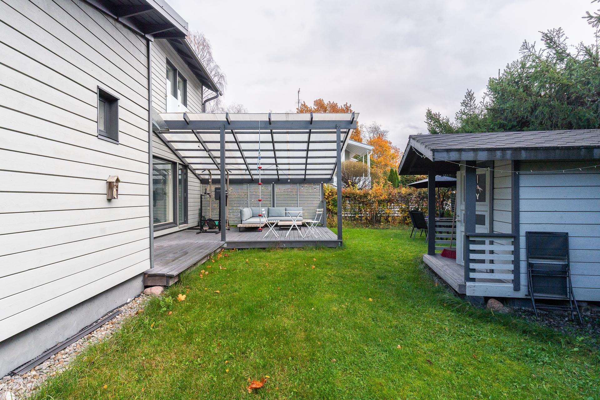 Iivarintie 15, Puistola, Helsinki