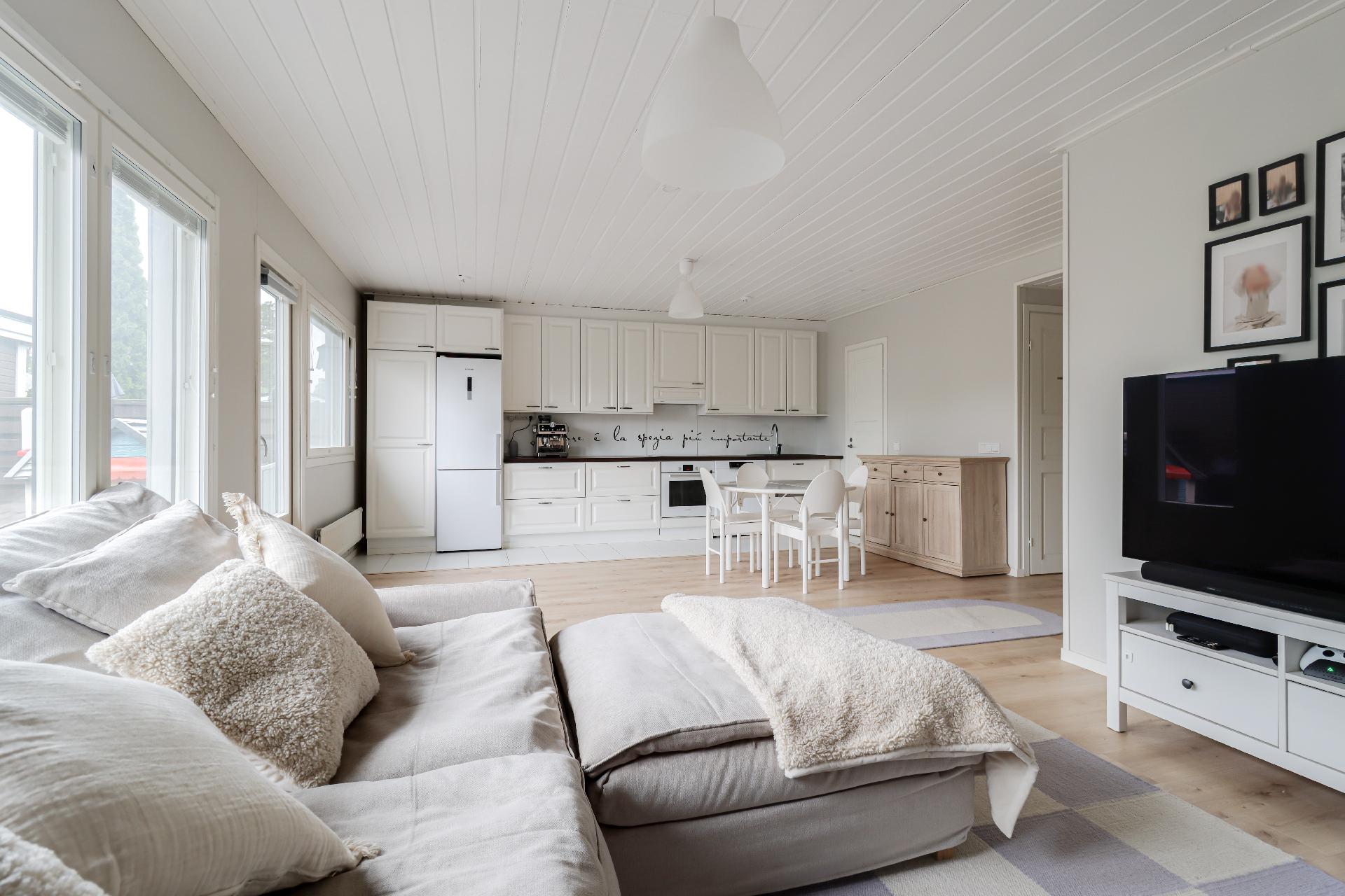 Maamiehentie 4, Puistola, Helsinki