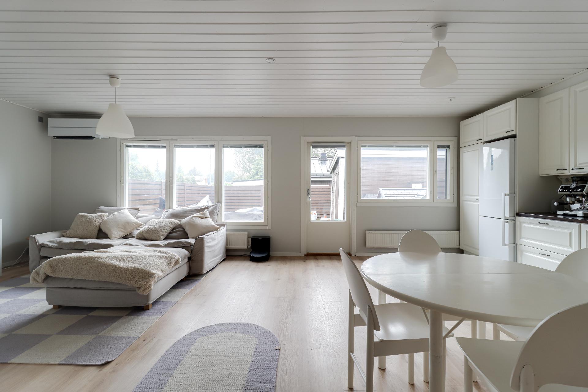 Maamiehentie 4, Puistola, Helsinki