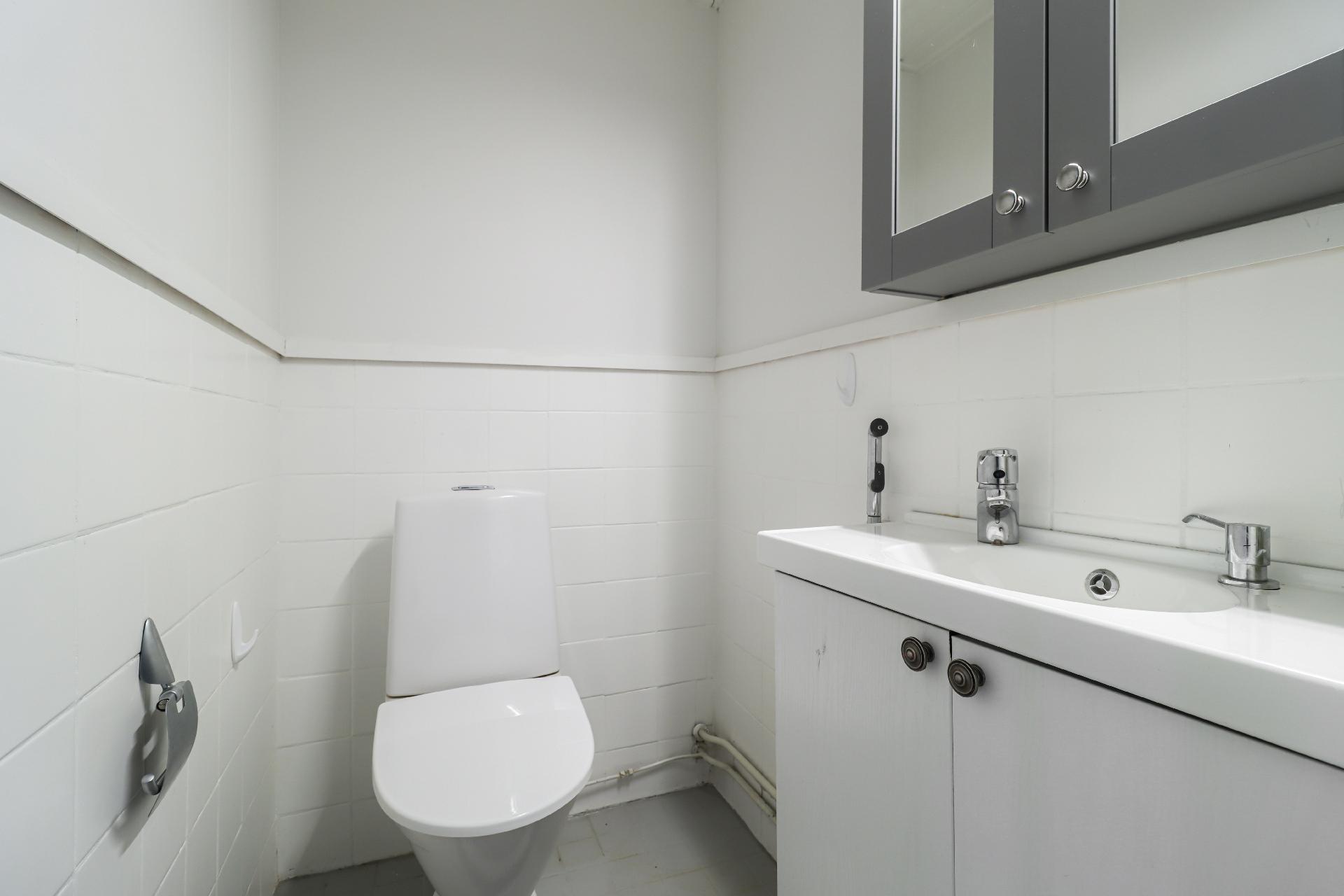 Maamiehentie 4, Puistola, Helsinki