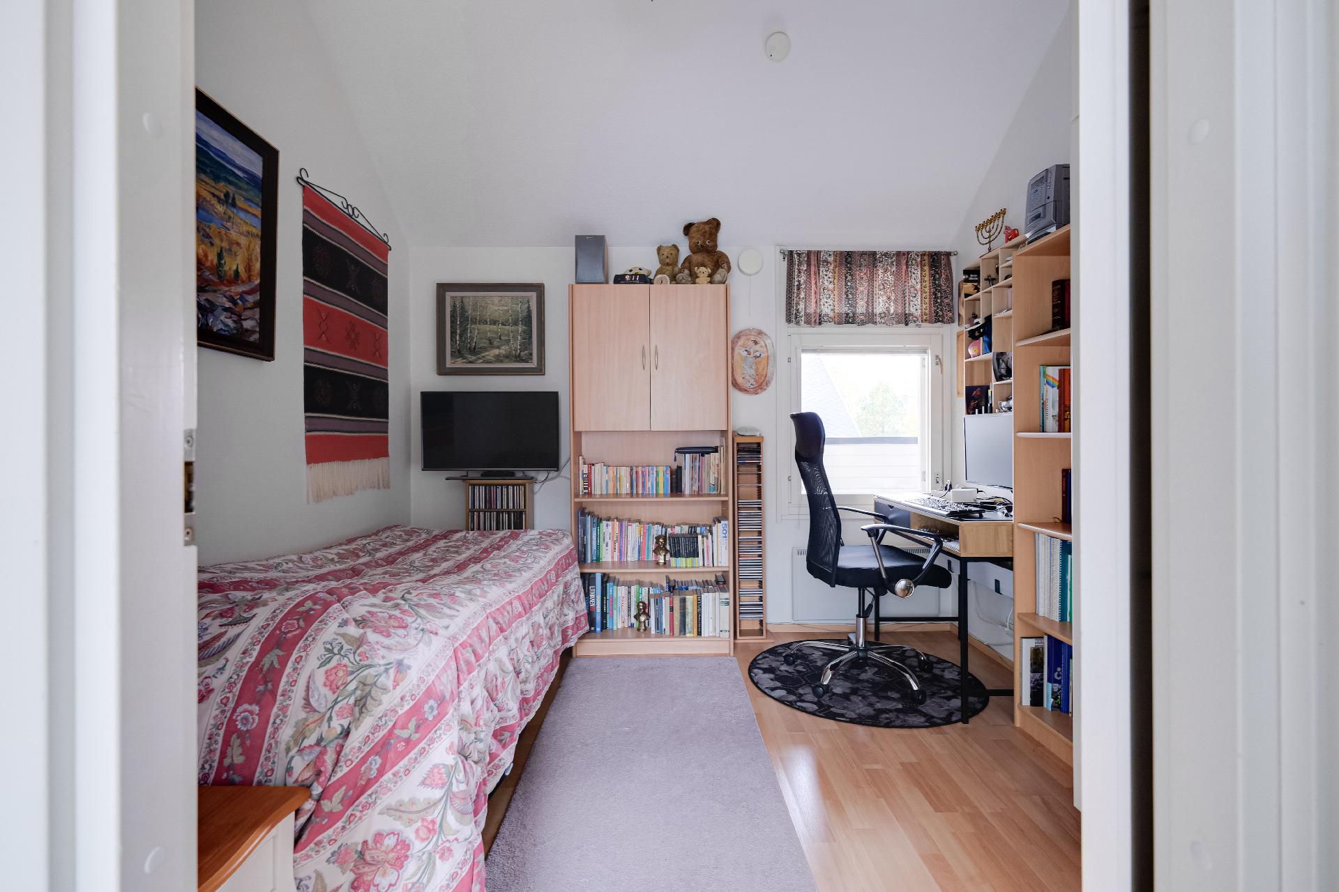 Impivaarantie 7, Tapanila, Helsinki