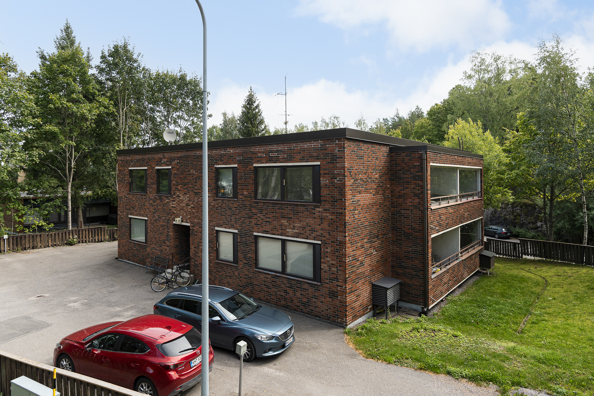 Jokiniementie 29, Veräjämäki, Helsinki