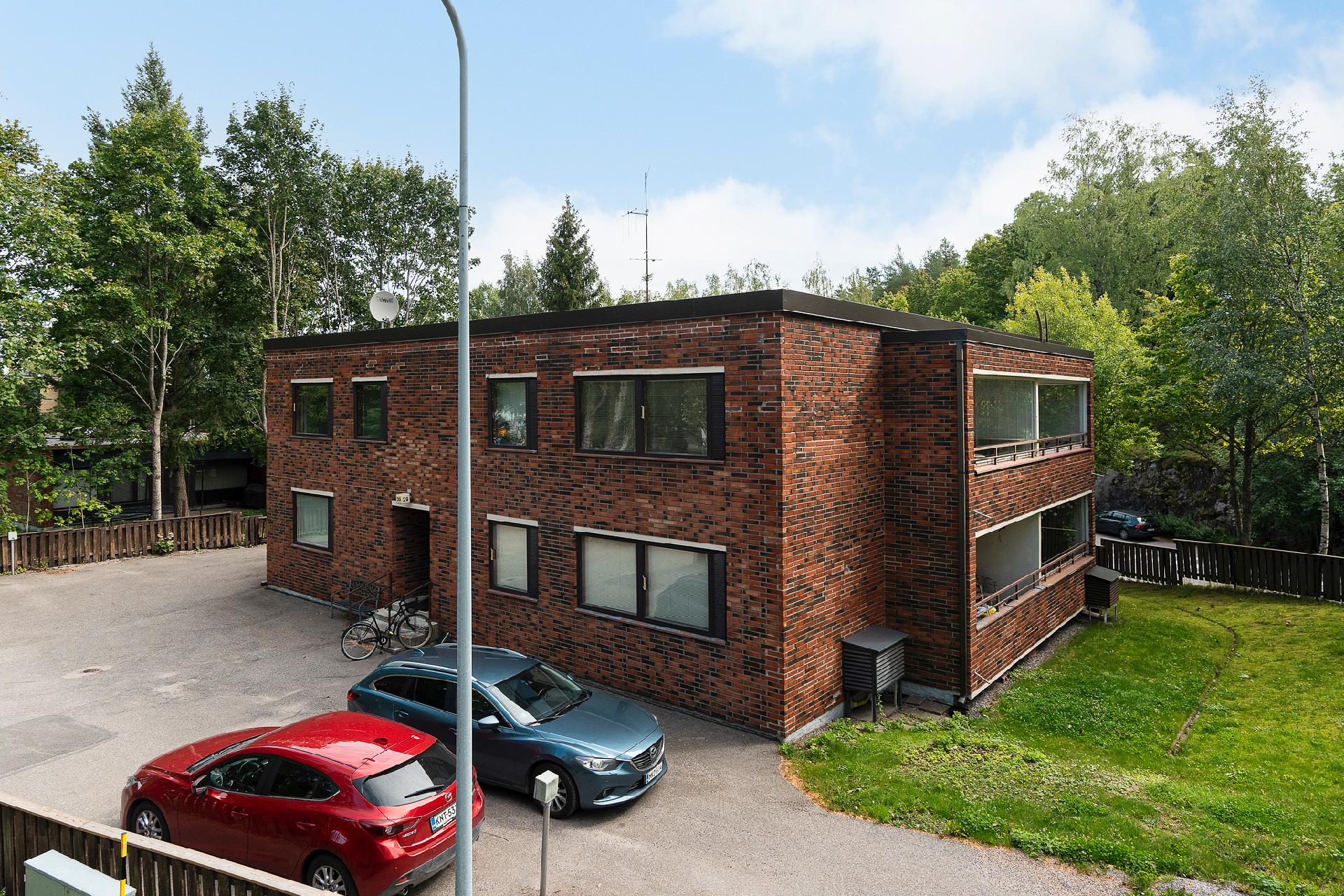 Jokiniementie 29, Veräjämäki, Helsinki